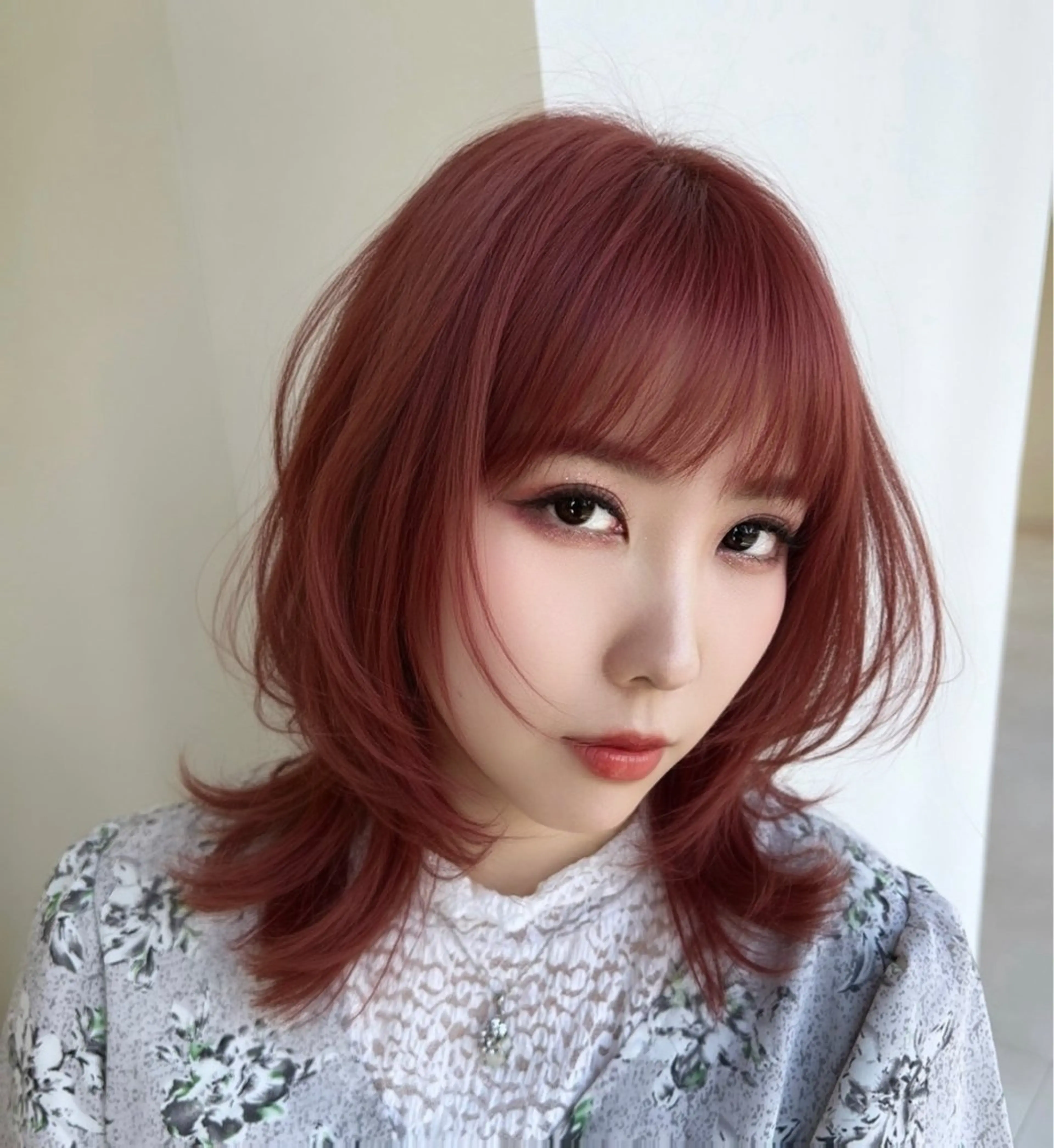 ミディアム カット ヘアカラー ヘアセット 透明感カラー✨️山内 七鐘のヘアスタイル