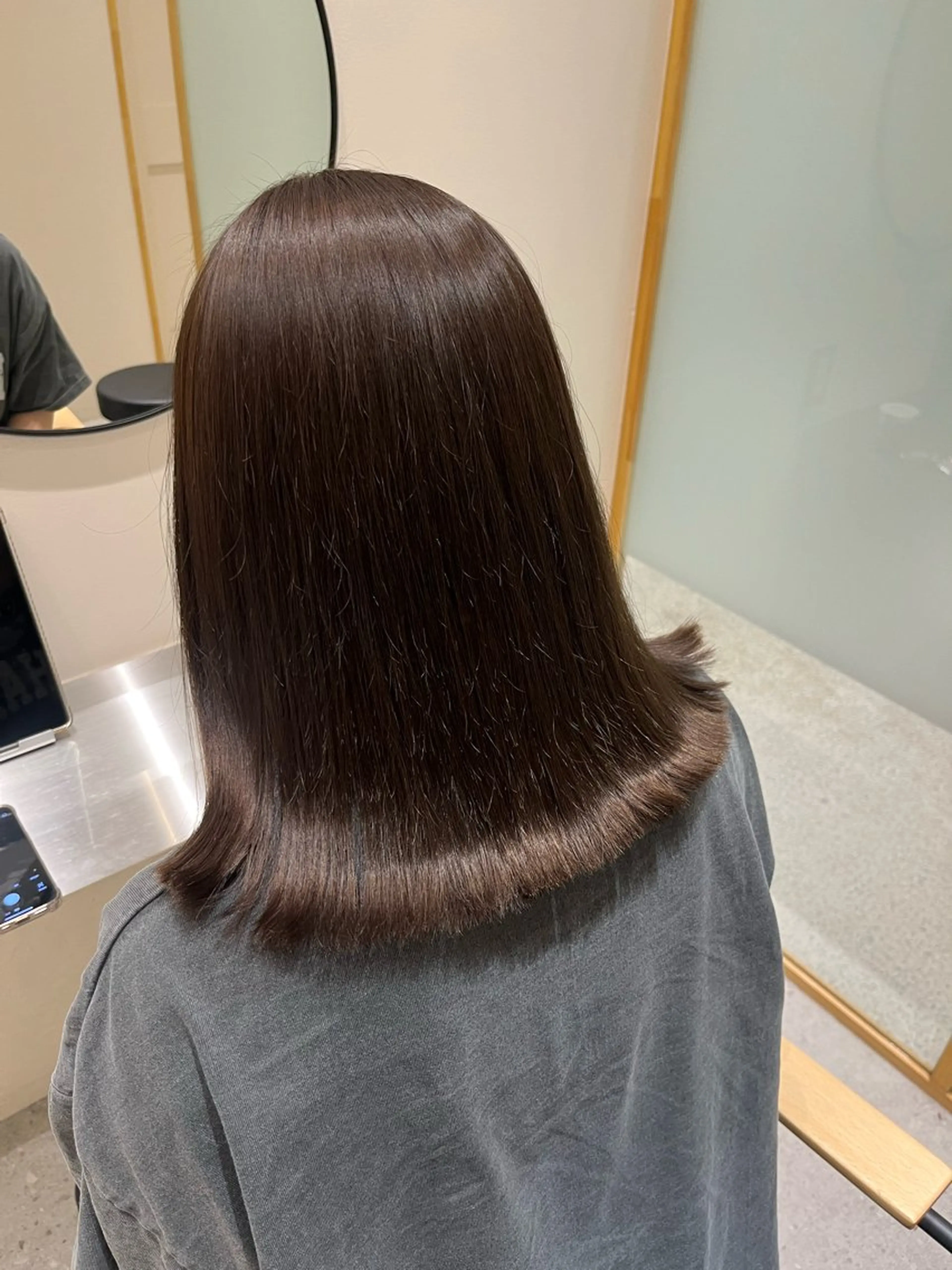 ミディアム ヘアカラー トリートメント 顔周り/レイヤー カット🎀ヒラバルのヘアスタイル