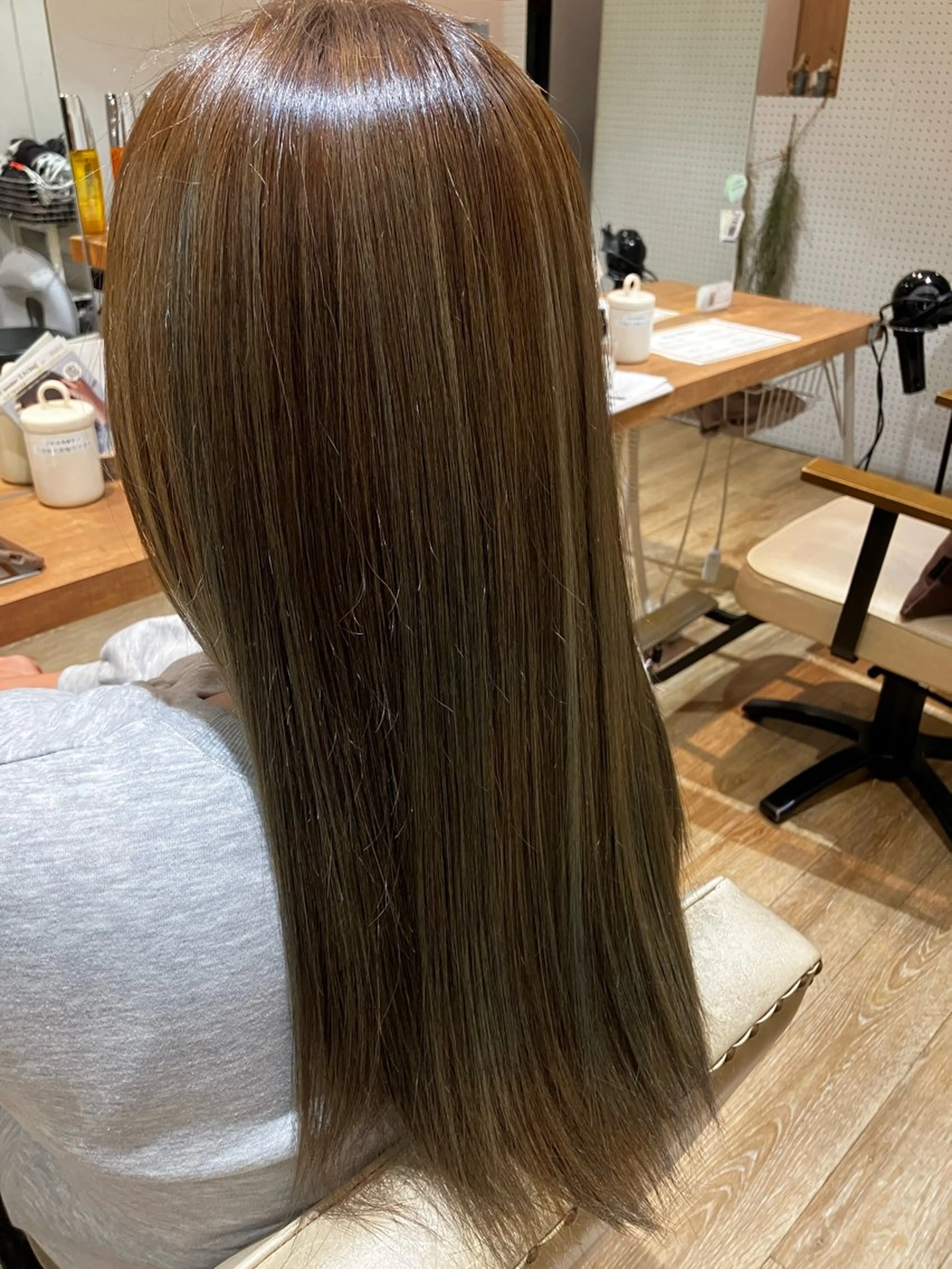 ロング カラー 暖色・寒色カラー / 関根涼太のヘアスタイル