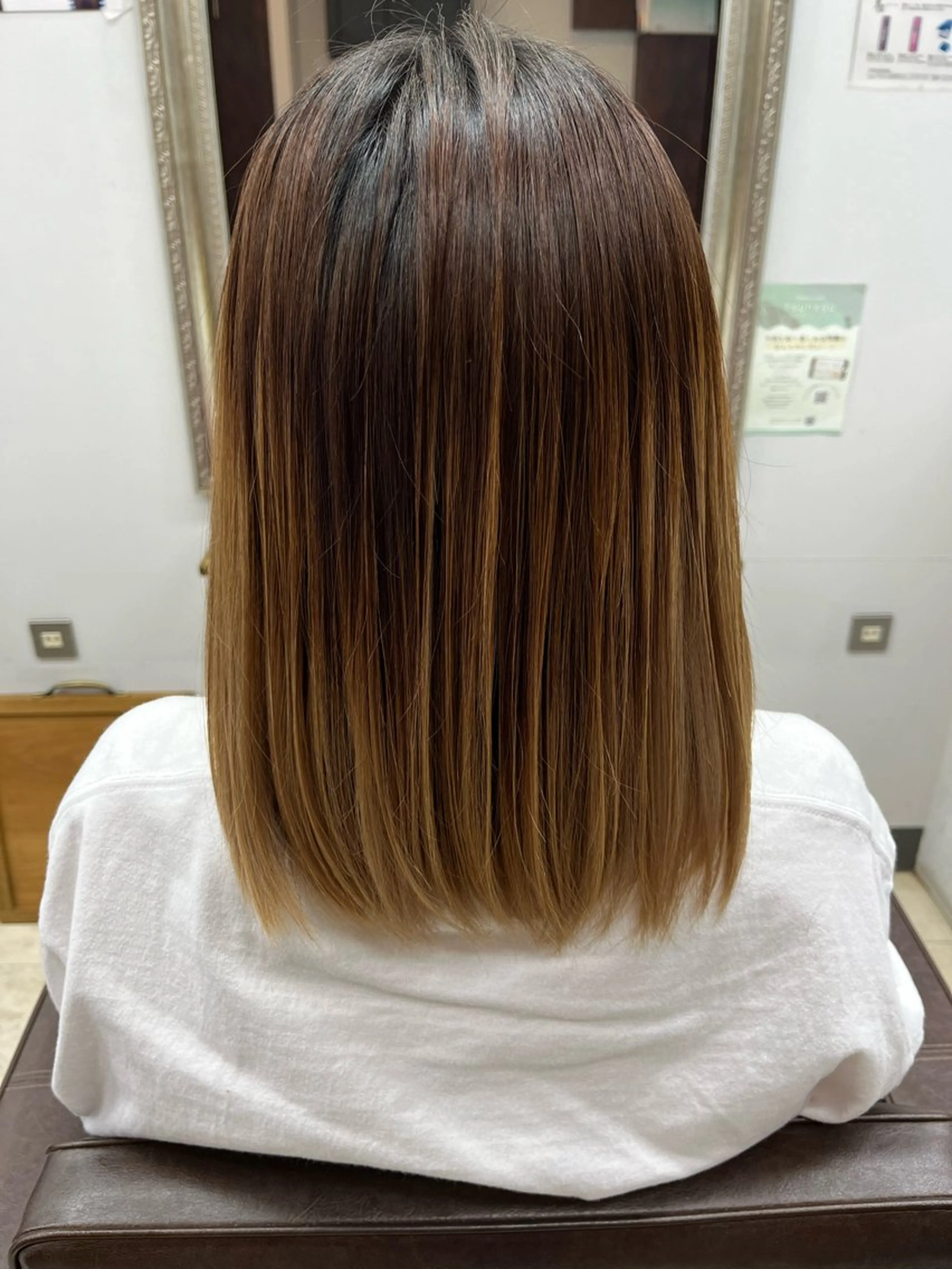 ミディアム カラー ブリーチ トリートメント トリートメント 小島 凜のヘアスタイル