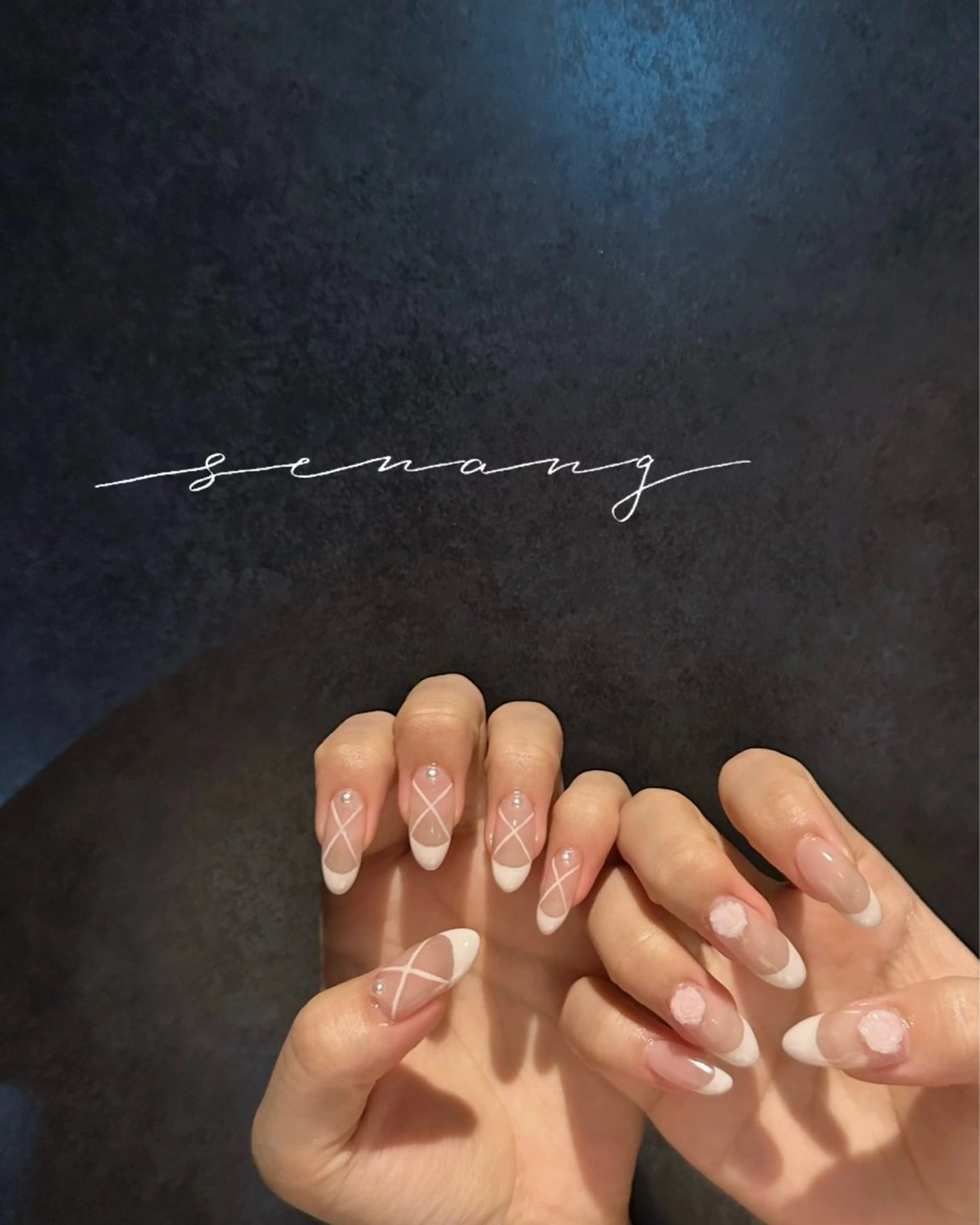 ネイル フレンチネイル ハンドネイル senang Nail&Eyeのマツエク・マツパデザイン