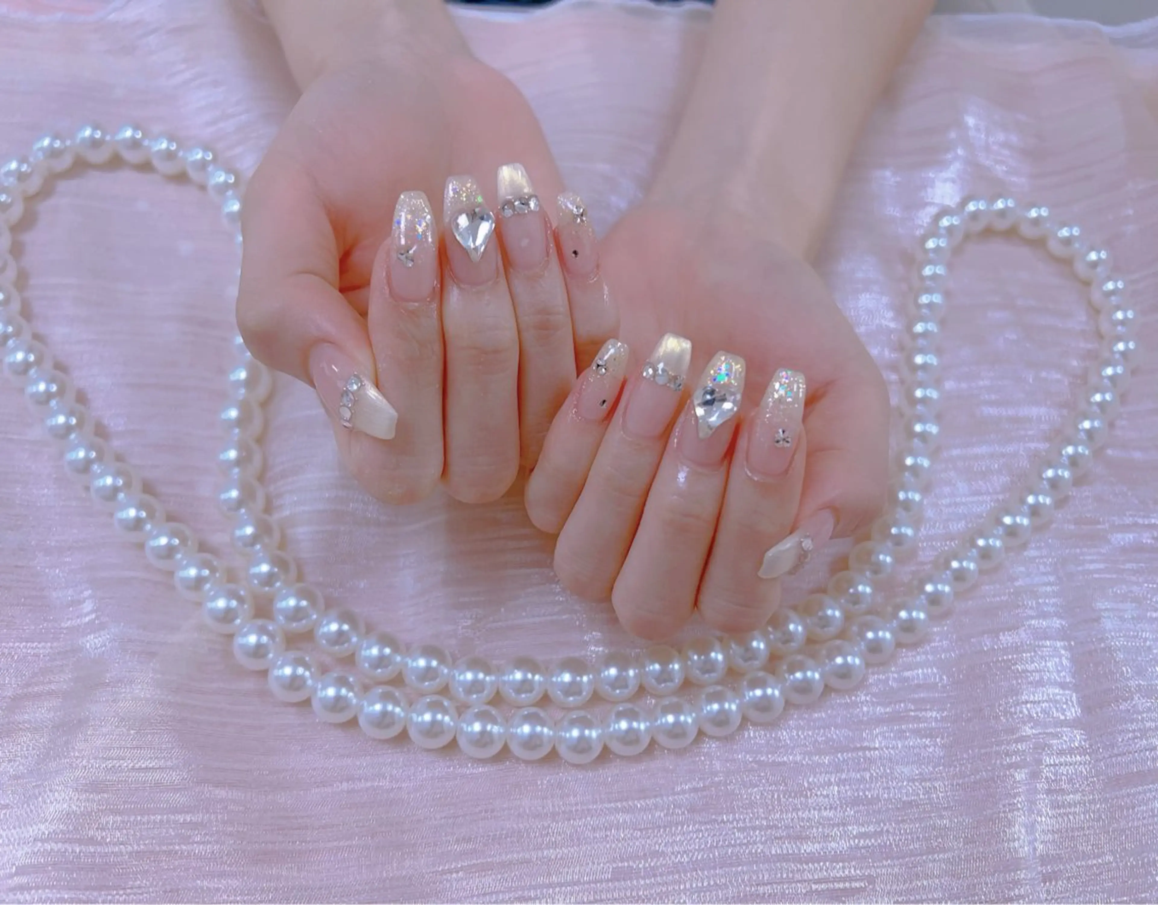 ネイル はぴねす所属・横浜 美夢のネイルデザイン