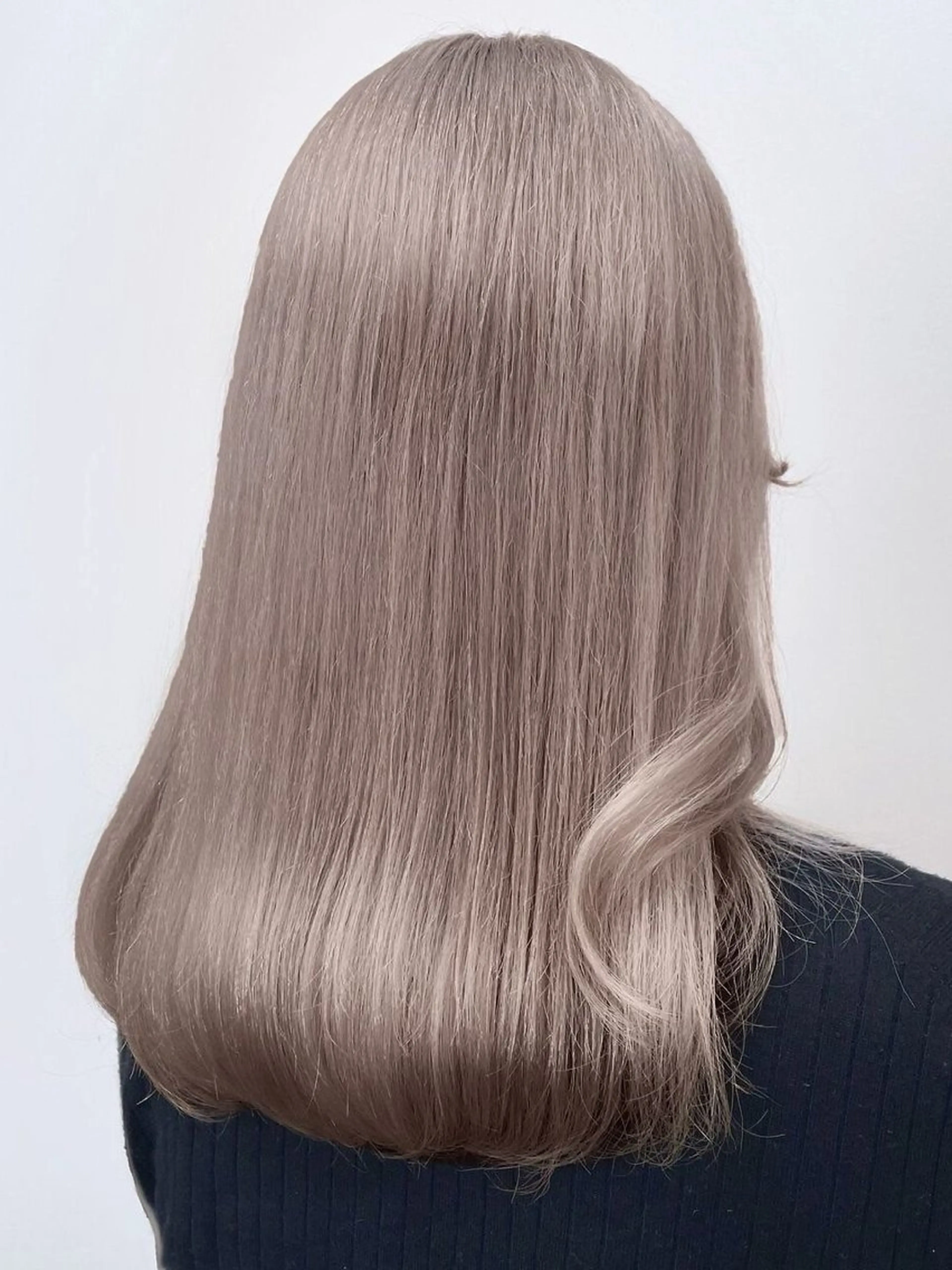 ブリーチ＋カット＋トリートメントの写真