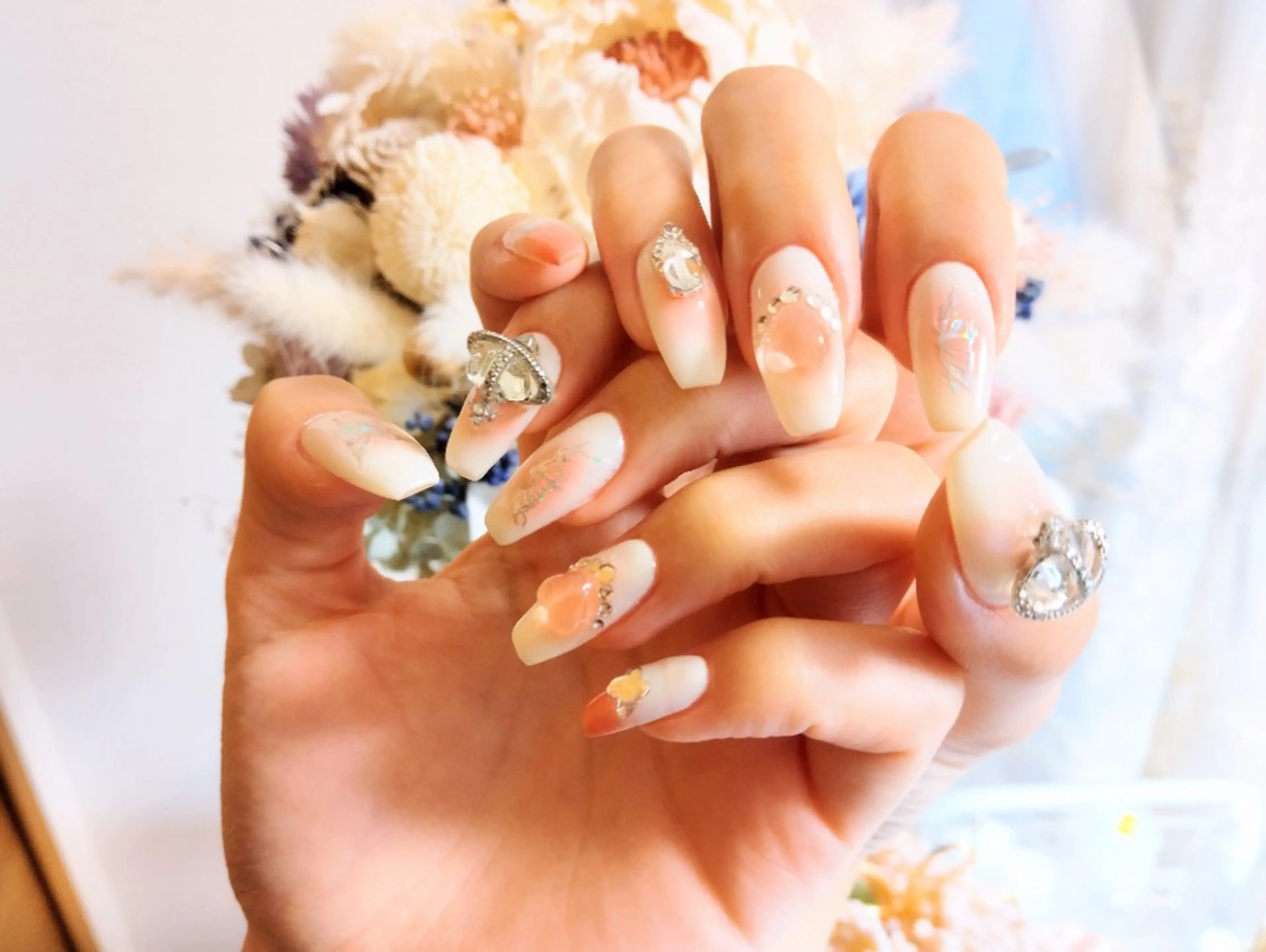 ネイル ハンドネイル ハンドケア ＤI'A ネイルサロンのネイルデザイン