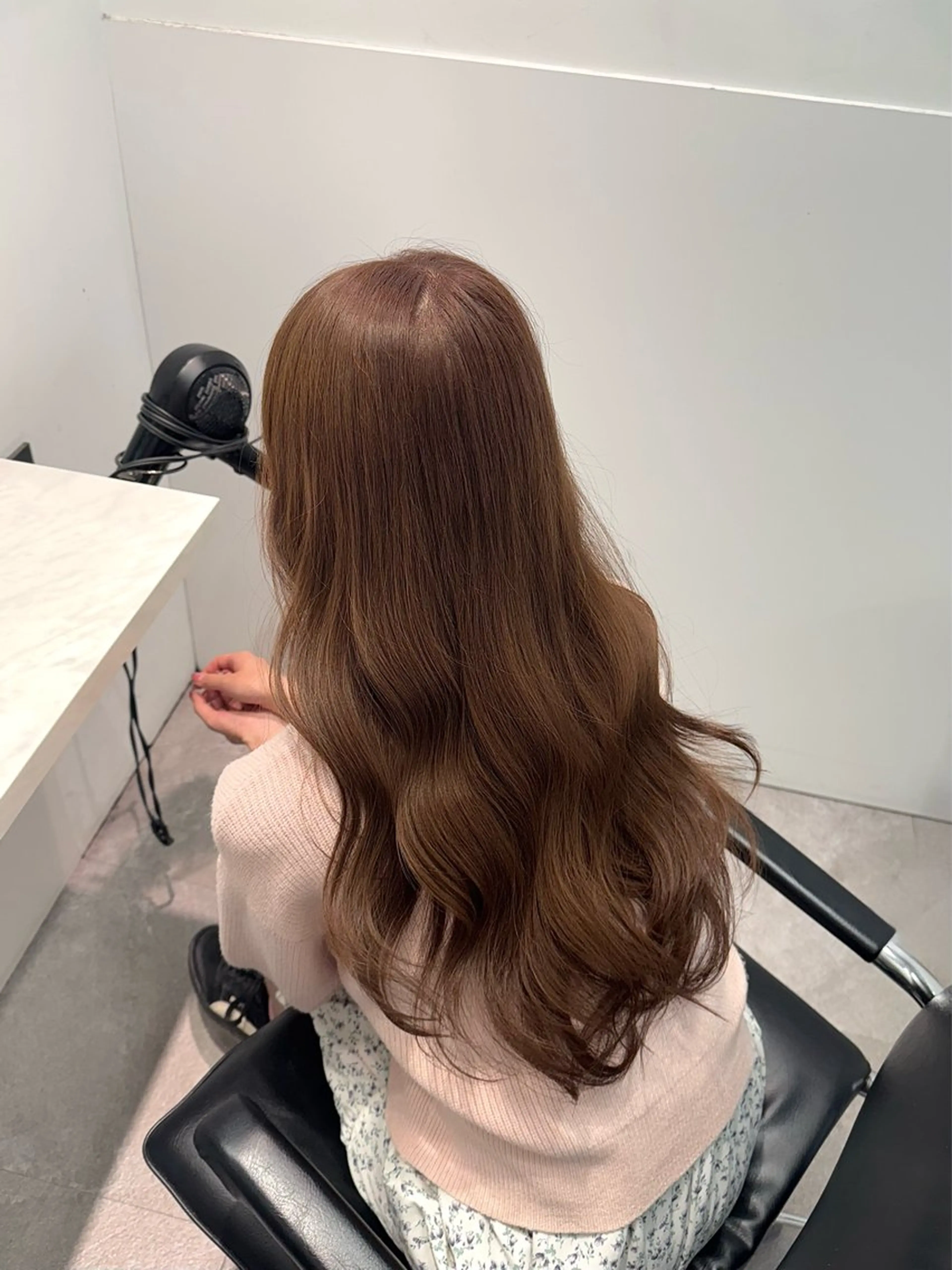 ロング ヘアカラー 🌟透明感カラー 🌟松岡勇輝のヘアスタイル