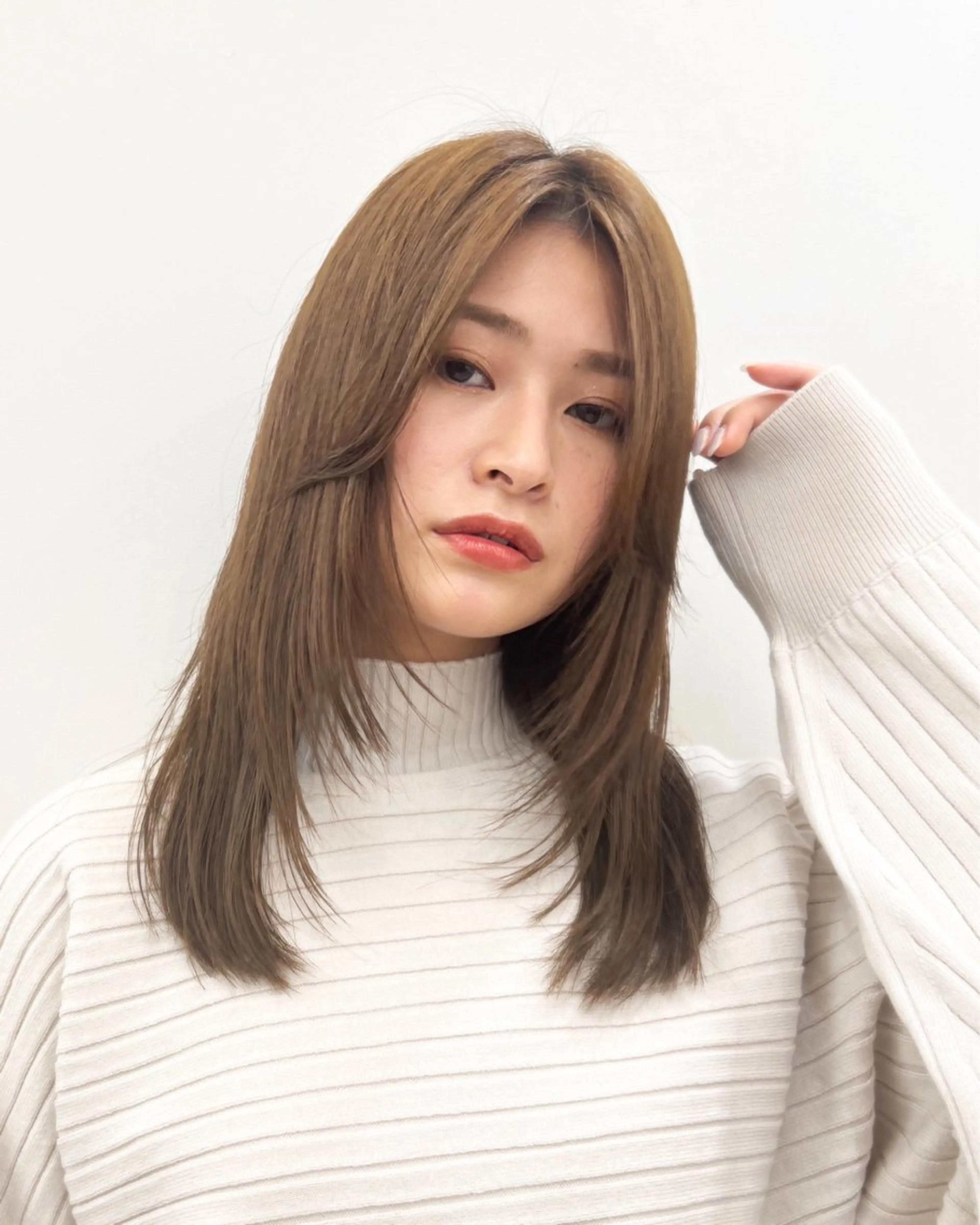 ミディアム カラー ヘッドスパ/縮毛矯正 /横山陸人のヘアスタイル