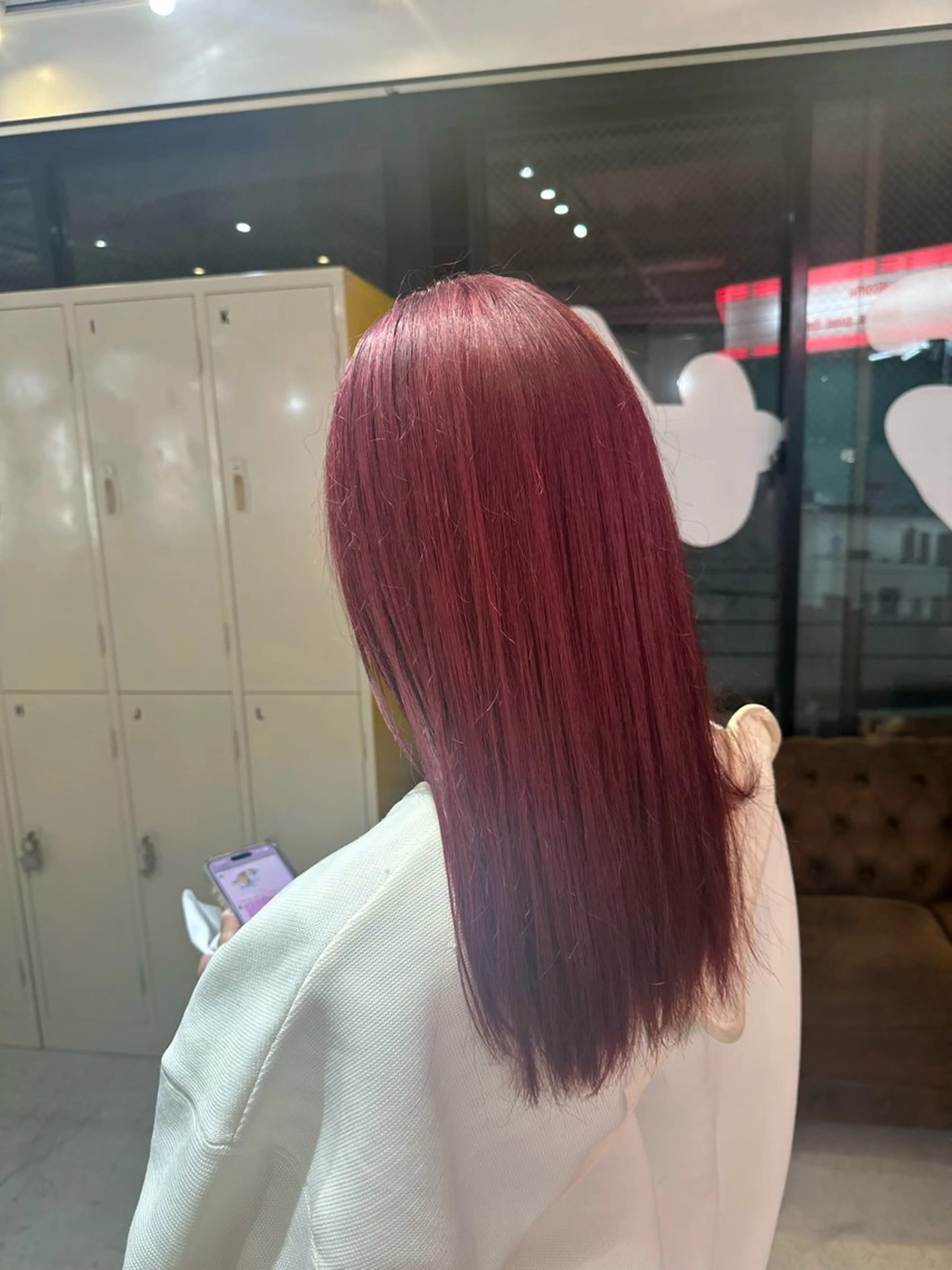 セミロング カラー 🧤高明度ハイトーン 🧤莉音のヘアスタイル