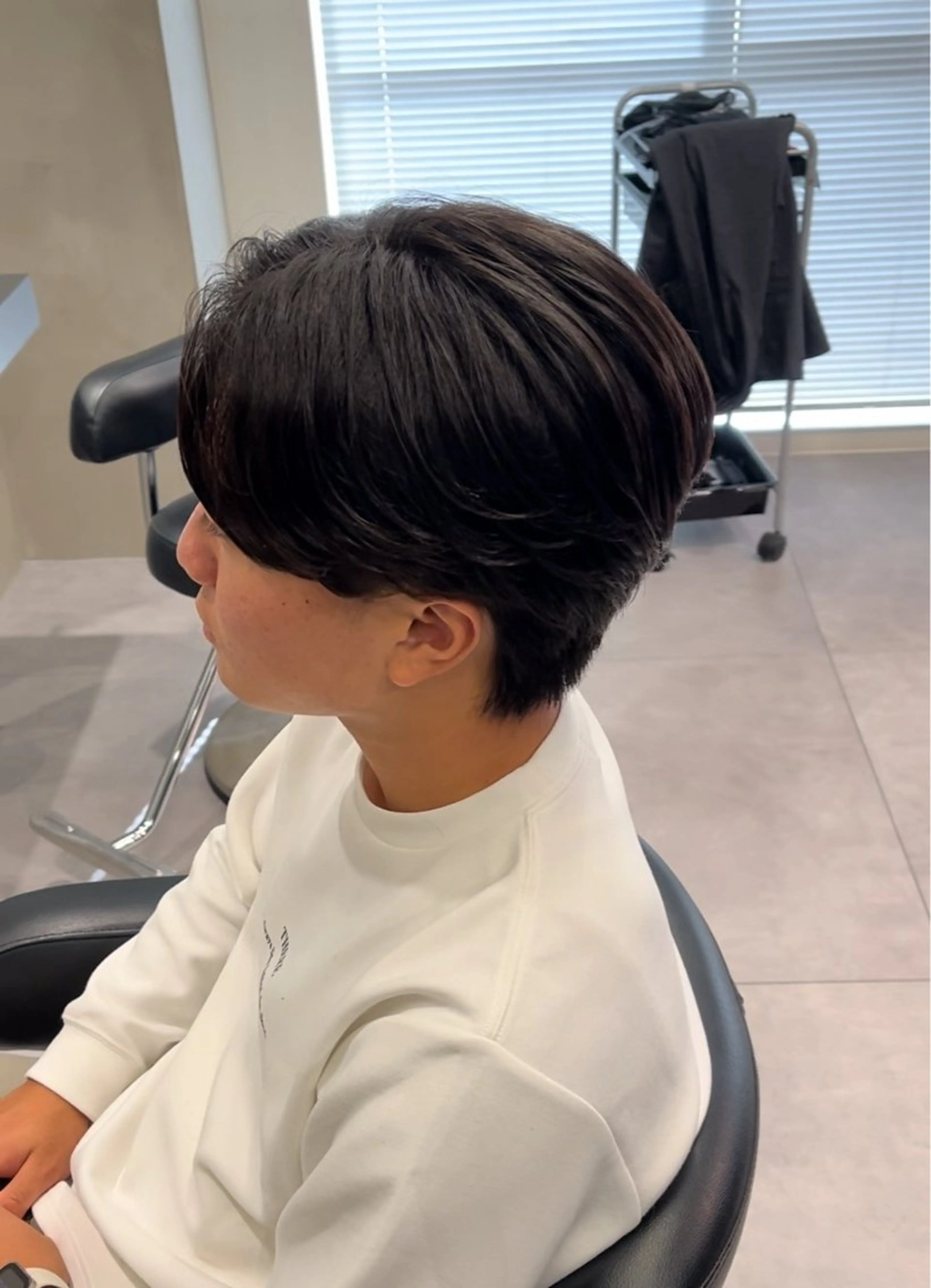 ミディアム パーマ メンズ ミディアムパーマ センターパート メンズパーマ ニュアンスパーマ カット パーマ 🐦🔥フェザーパ ーマ🐦🔥きるやのヘアスタイル