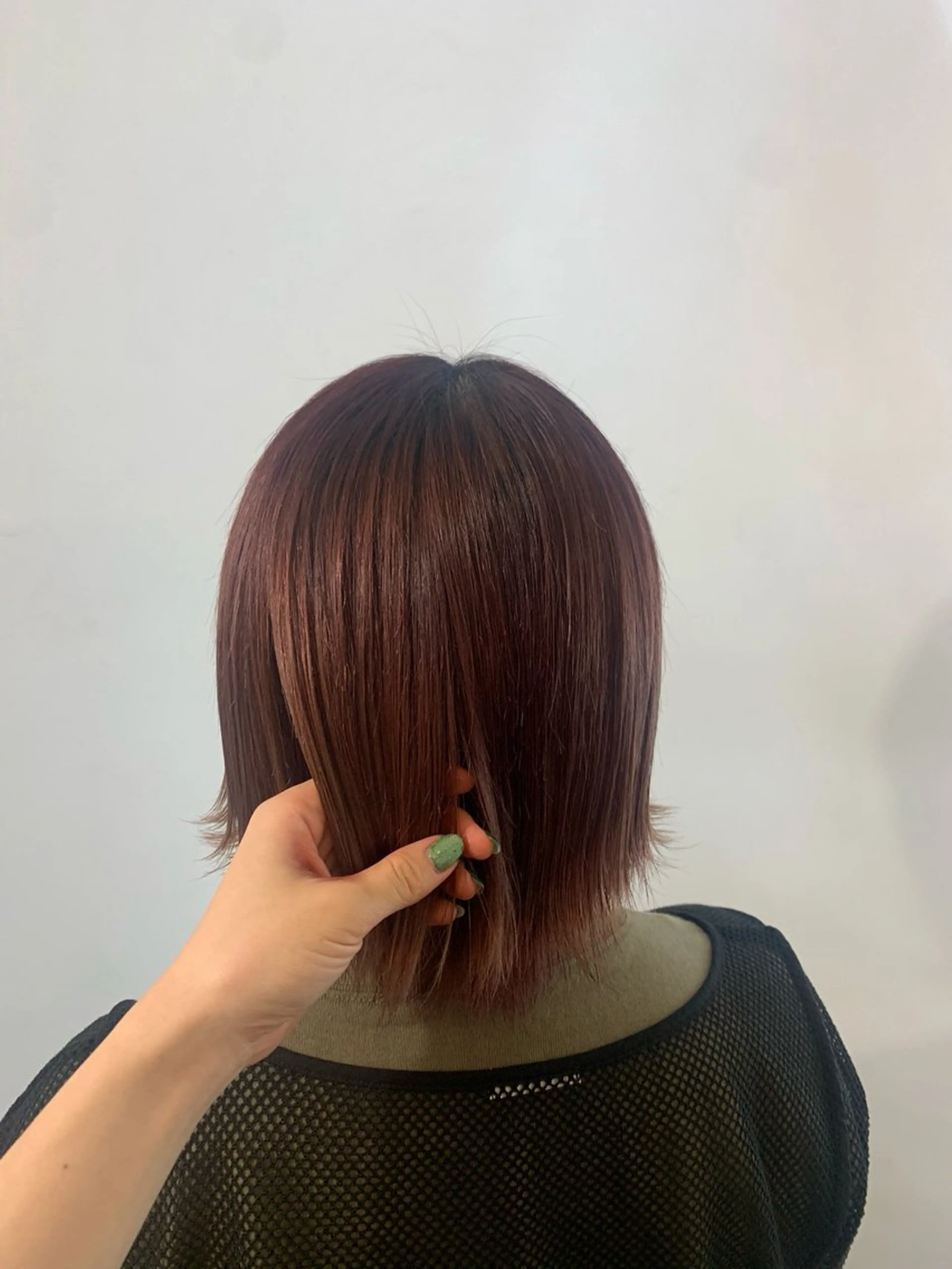カラー ハロウ momonaのヘアスタイル