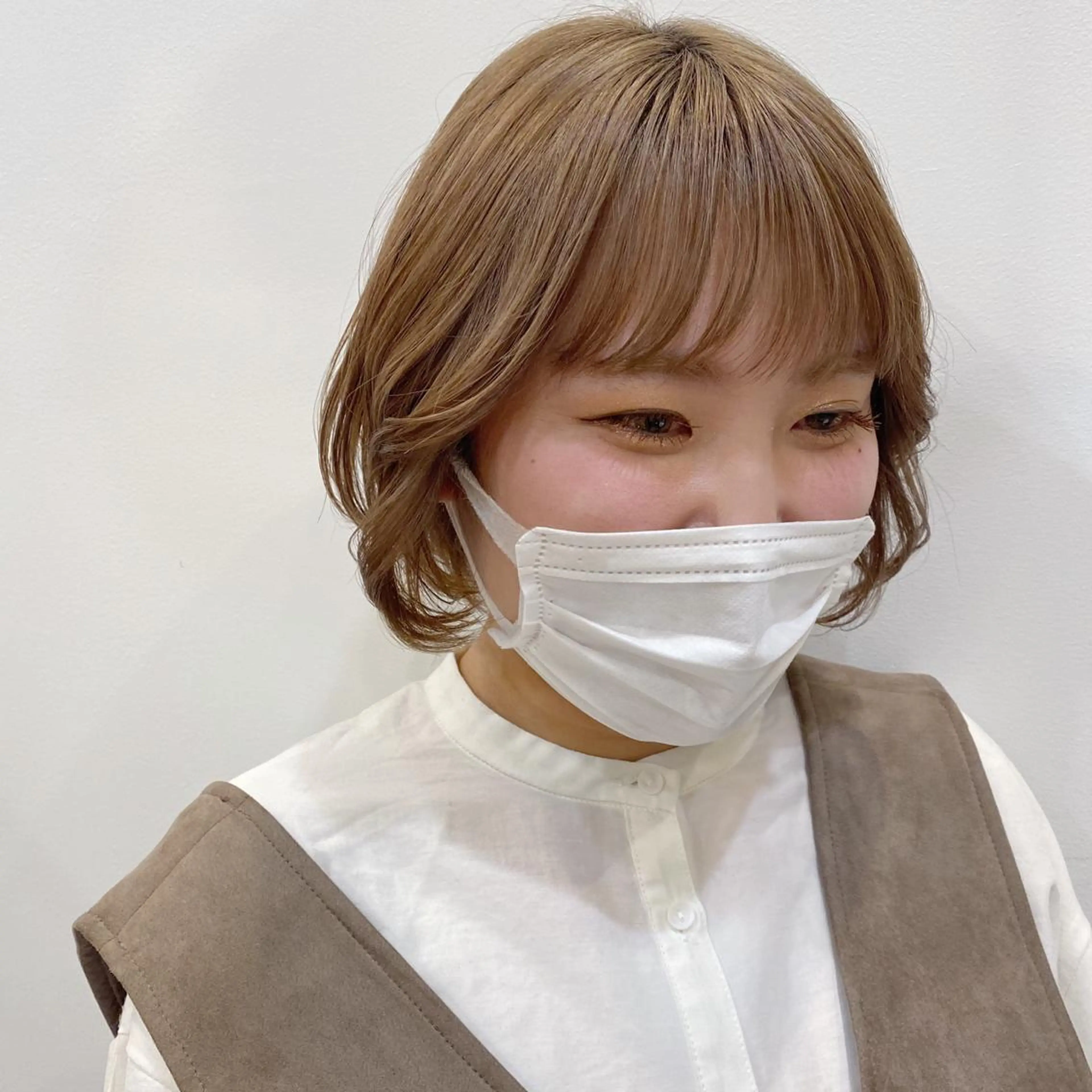 セミロング カラー ブリーチ指名 NO1🌈SAKIのヘアスタイル