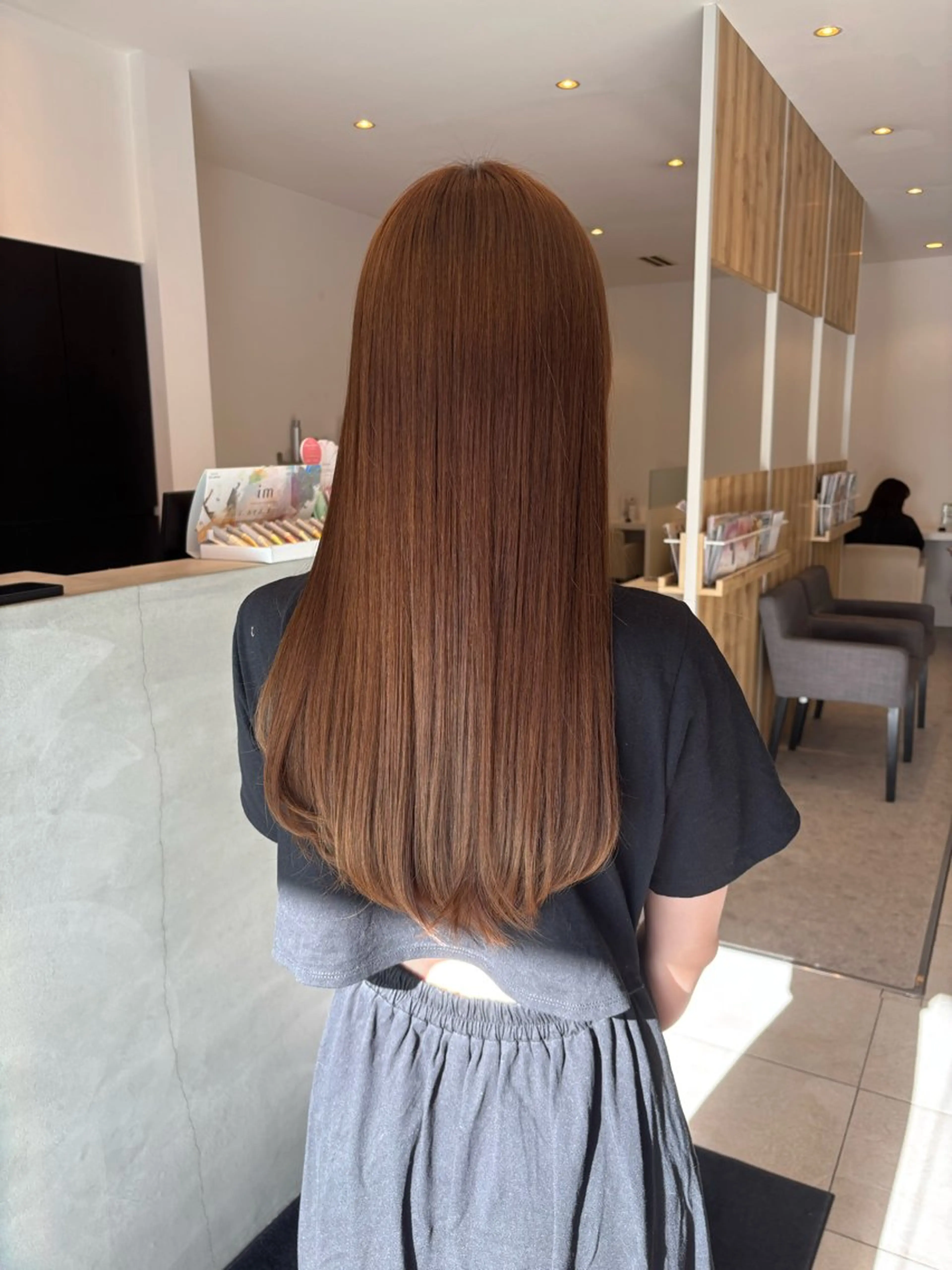 ロング カラー 長岡 明音のヘアスタイル