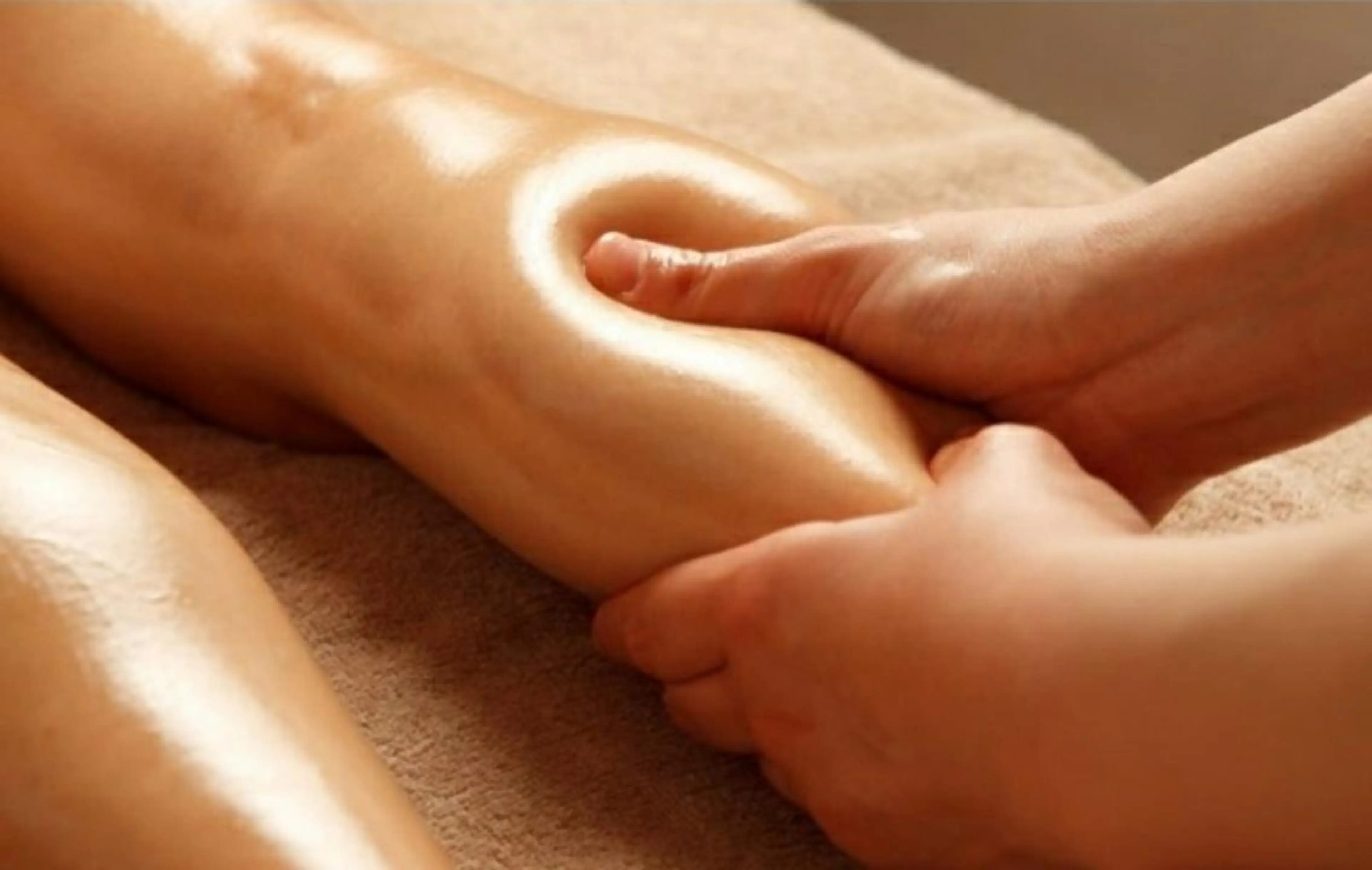 深いコリをゆるめて流す、至福のもみほぐしリンパマッサージ90分¥11,000→¥9,000の写真