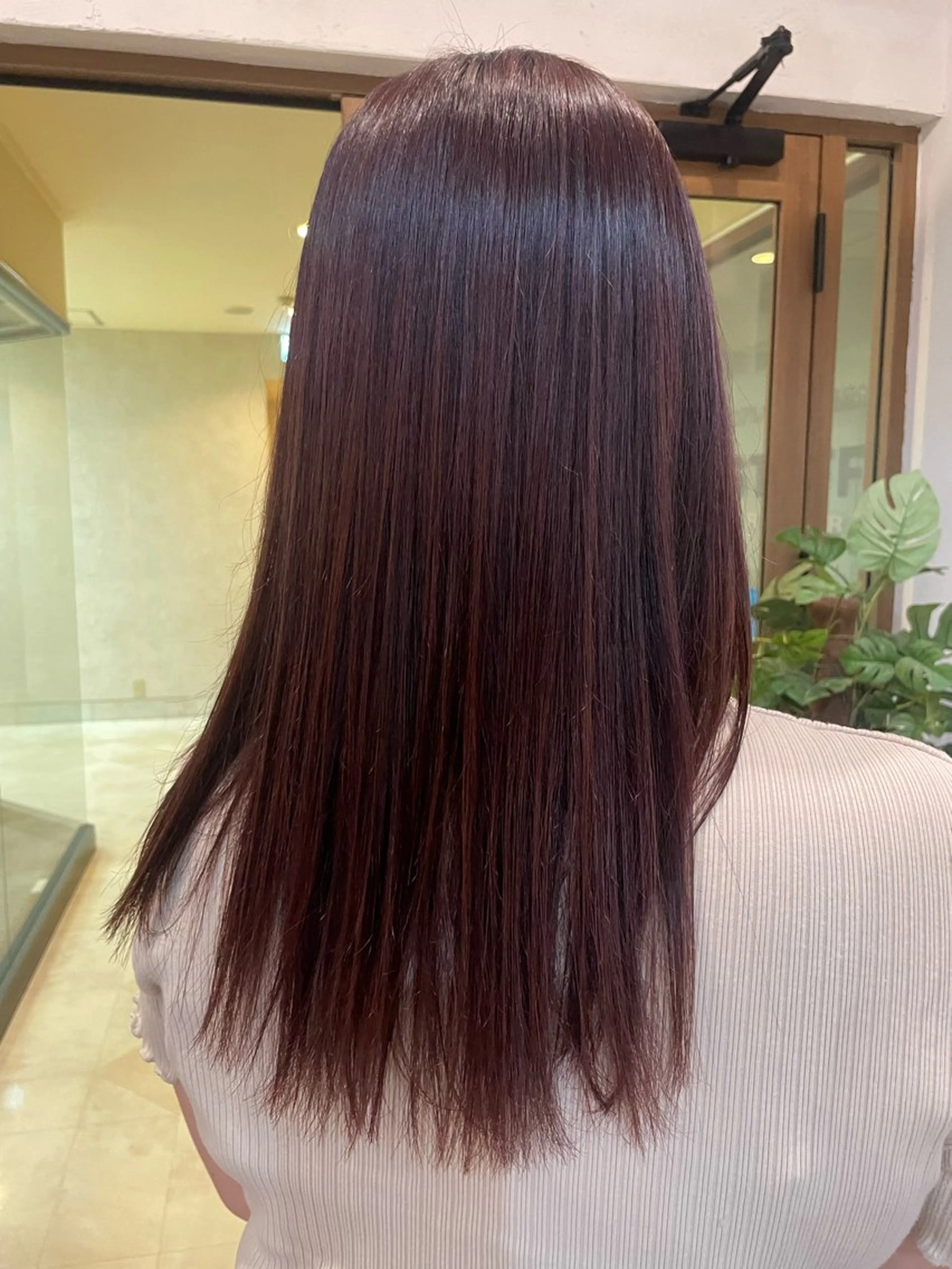 ロング 今村 詩のヘアスタイル