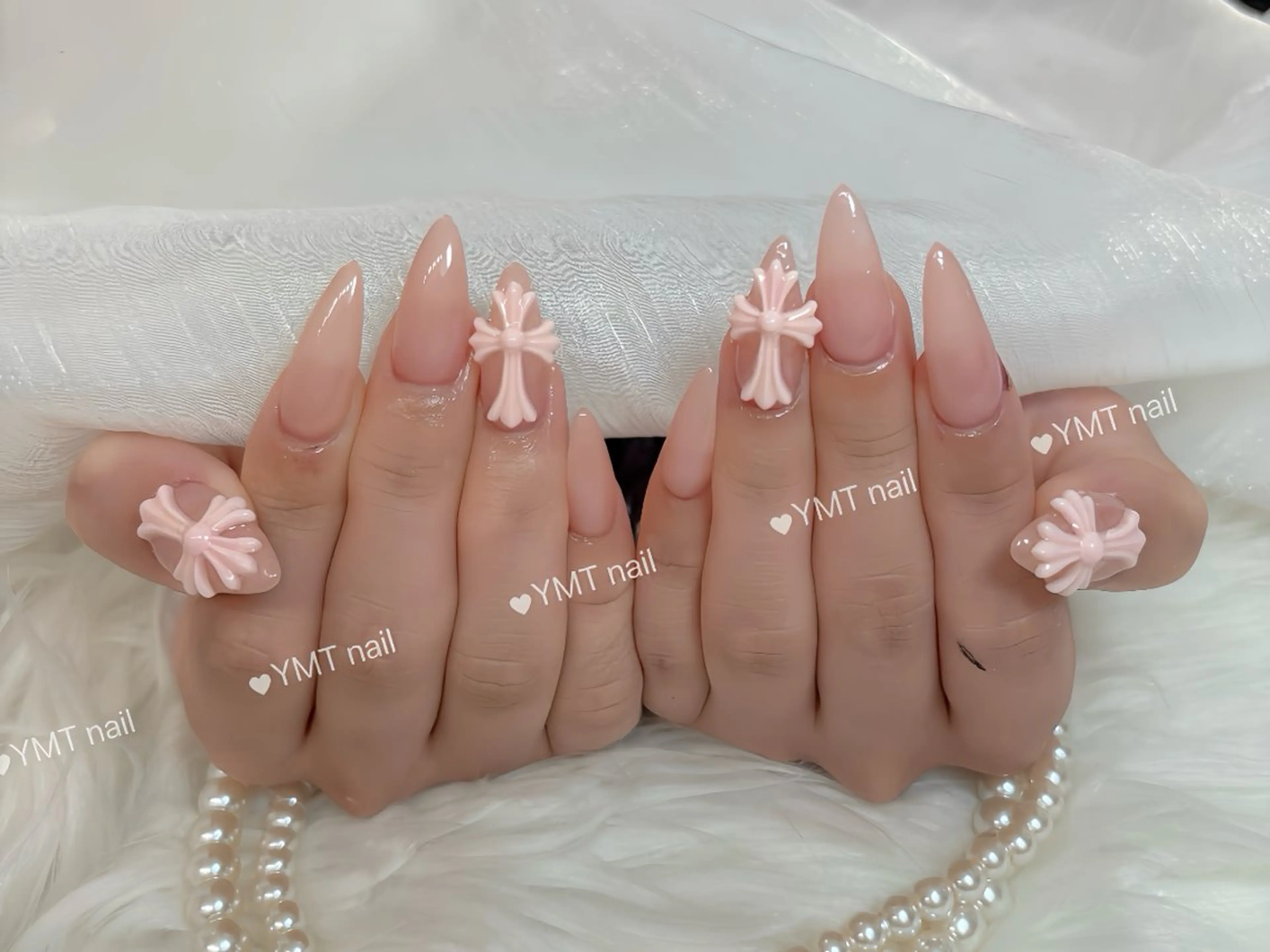 ネイル 長さ出し フットネイル ジェルネイル 韓国ネイル マグネットネイル ハンドネイル YMT. NailStudioのネイルデザイン