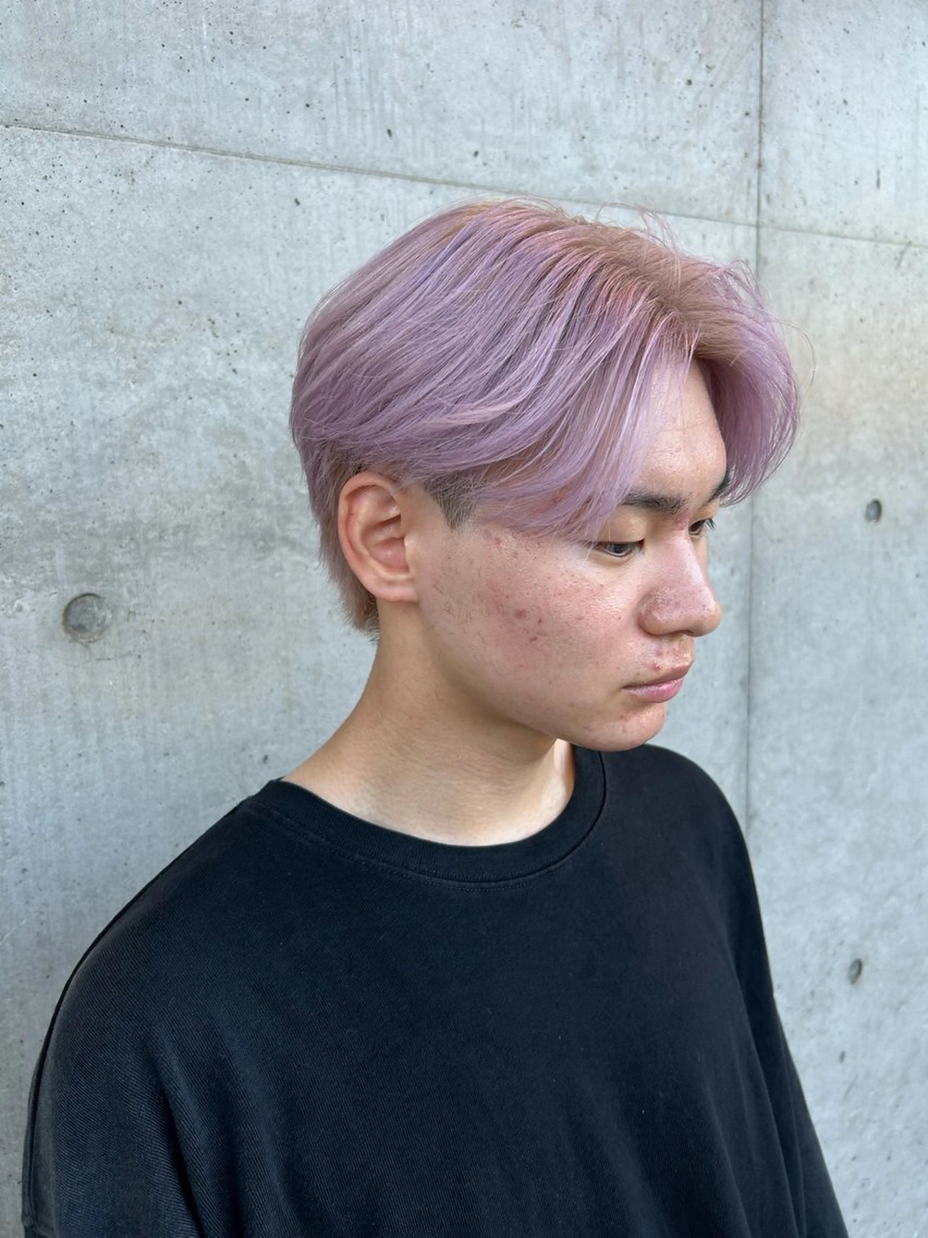 カラー メンズ アダチ ヒナタのヘアスタイル
