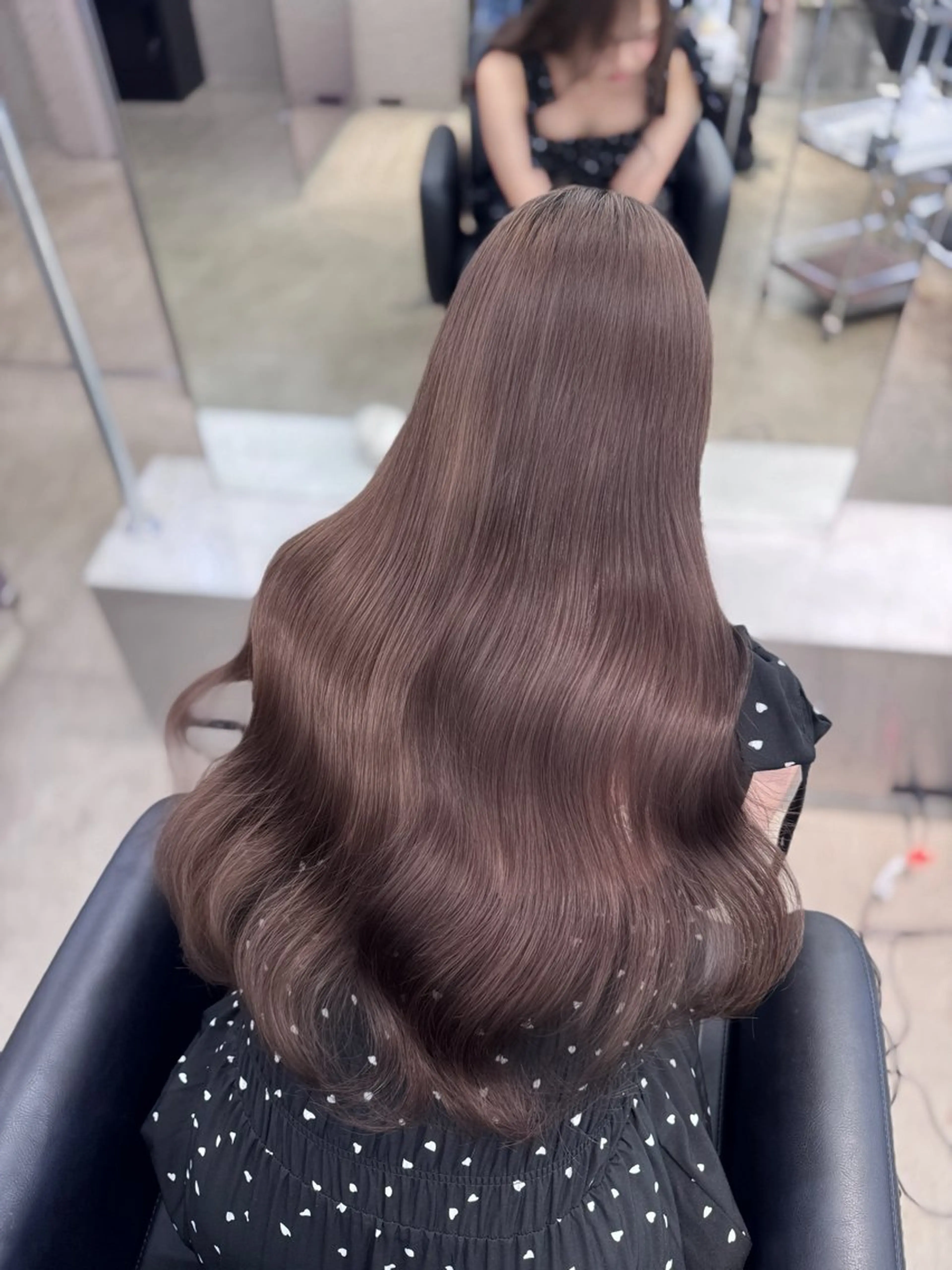 ロング カラー ブラウンカラー 透明感カラー グレージュ ヘアカラー トリートメント 紬/enne/ブリー チ/ハイトーンのヘアスタイル