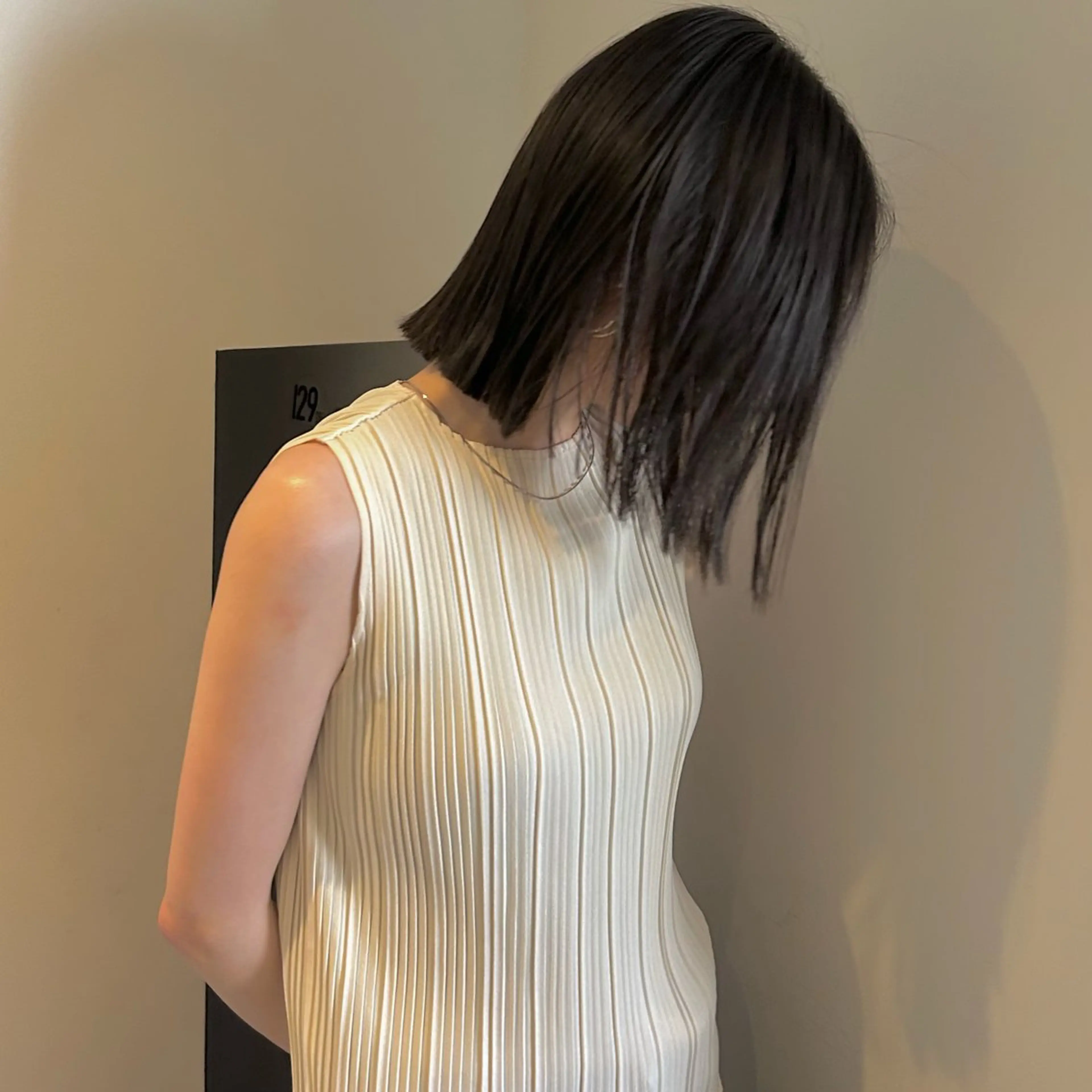 ミディアム パーマ 顔まわりレイヤー 顔周りカット レイヤーカット 縮毛矯正 ストレートパーマ nonoka オリーブ/レイヤーのヘアスタイル