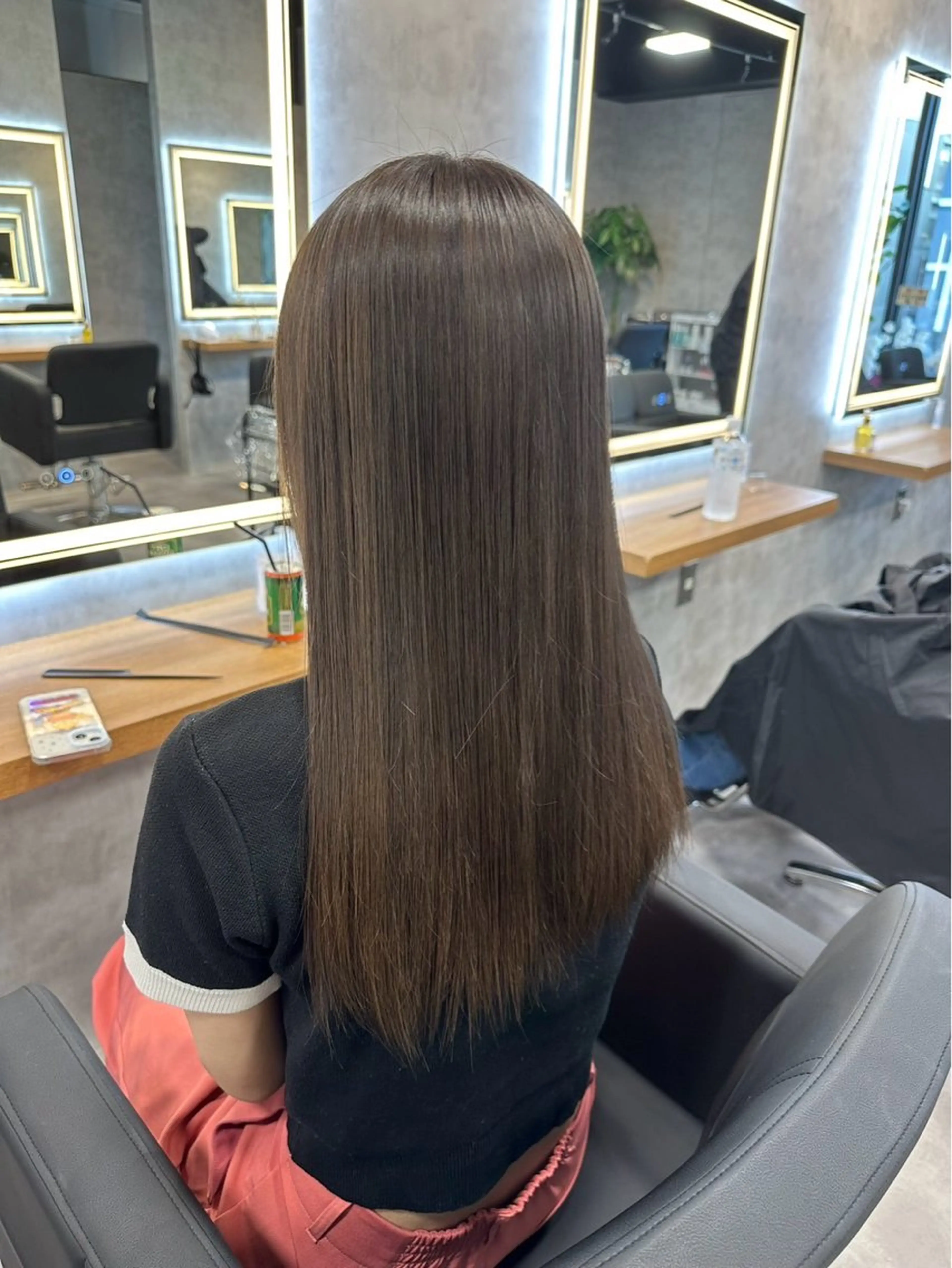 ロング カラー パーマ ヘアアレンジ 透明感ブリーチカラー 🌈TOMOHIROのヘアスタイル