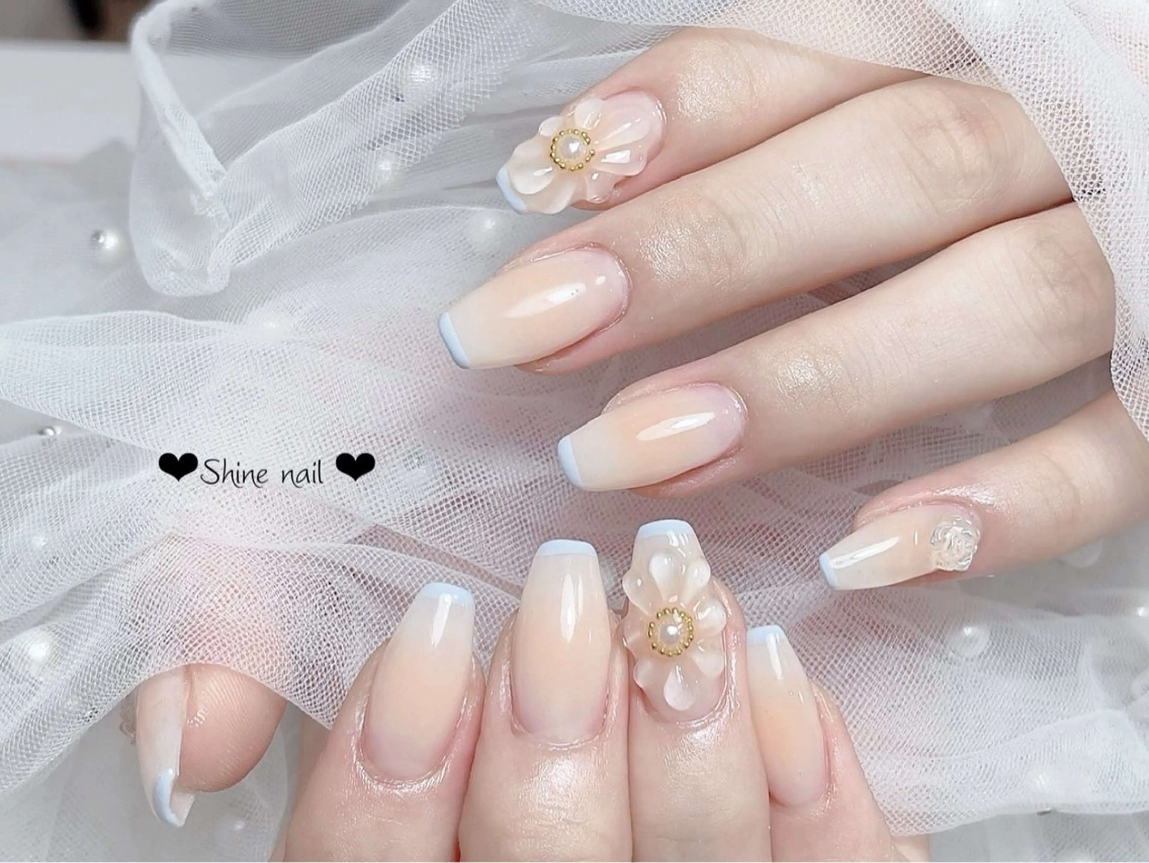 ネイル サイナ🎀 長さだし&デザインのネイルデザイン