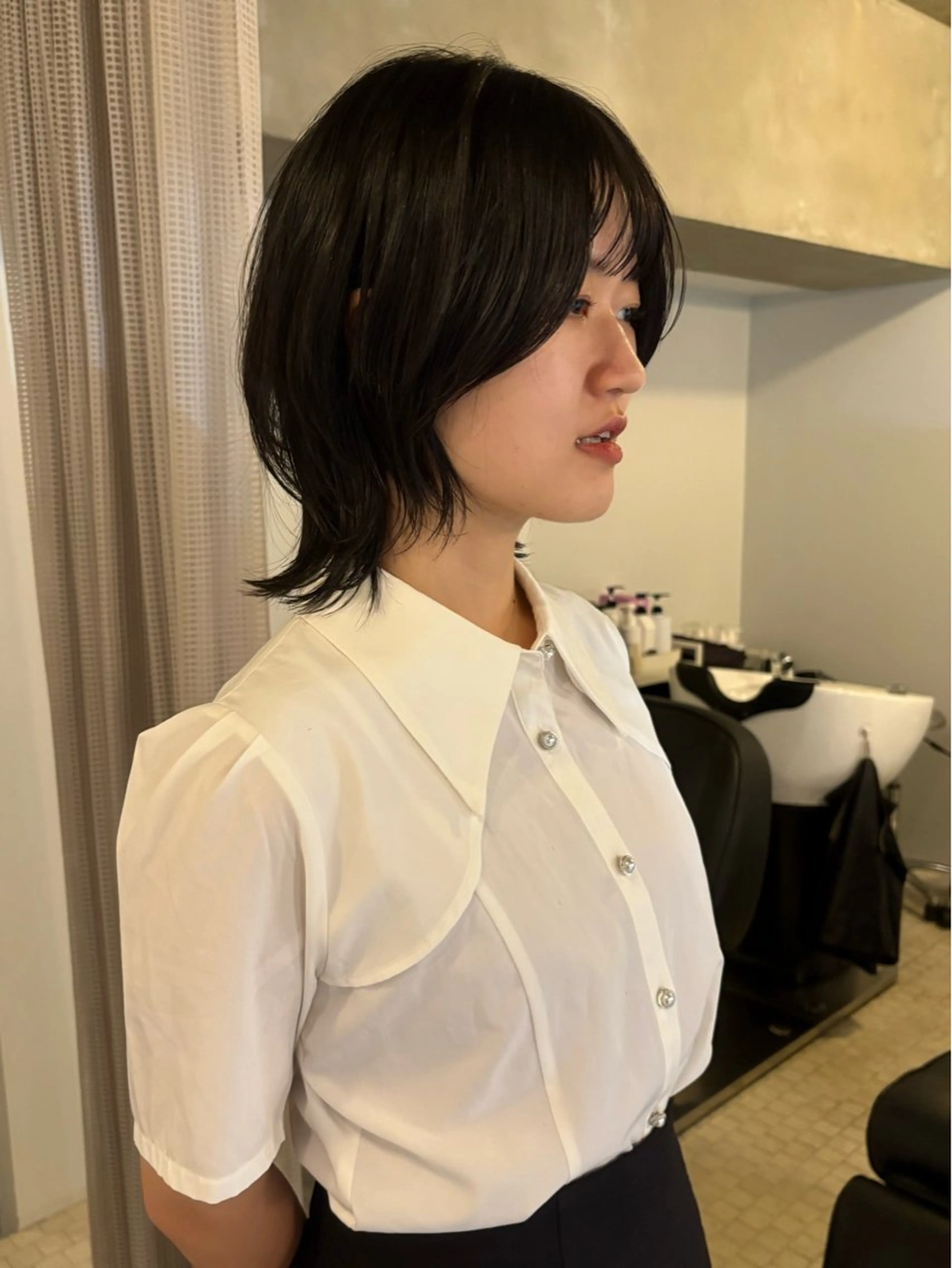 ミディアム カット 小野 明日香のヘアスタイル