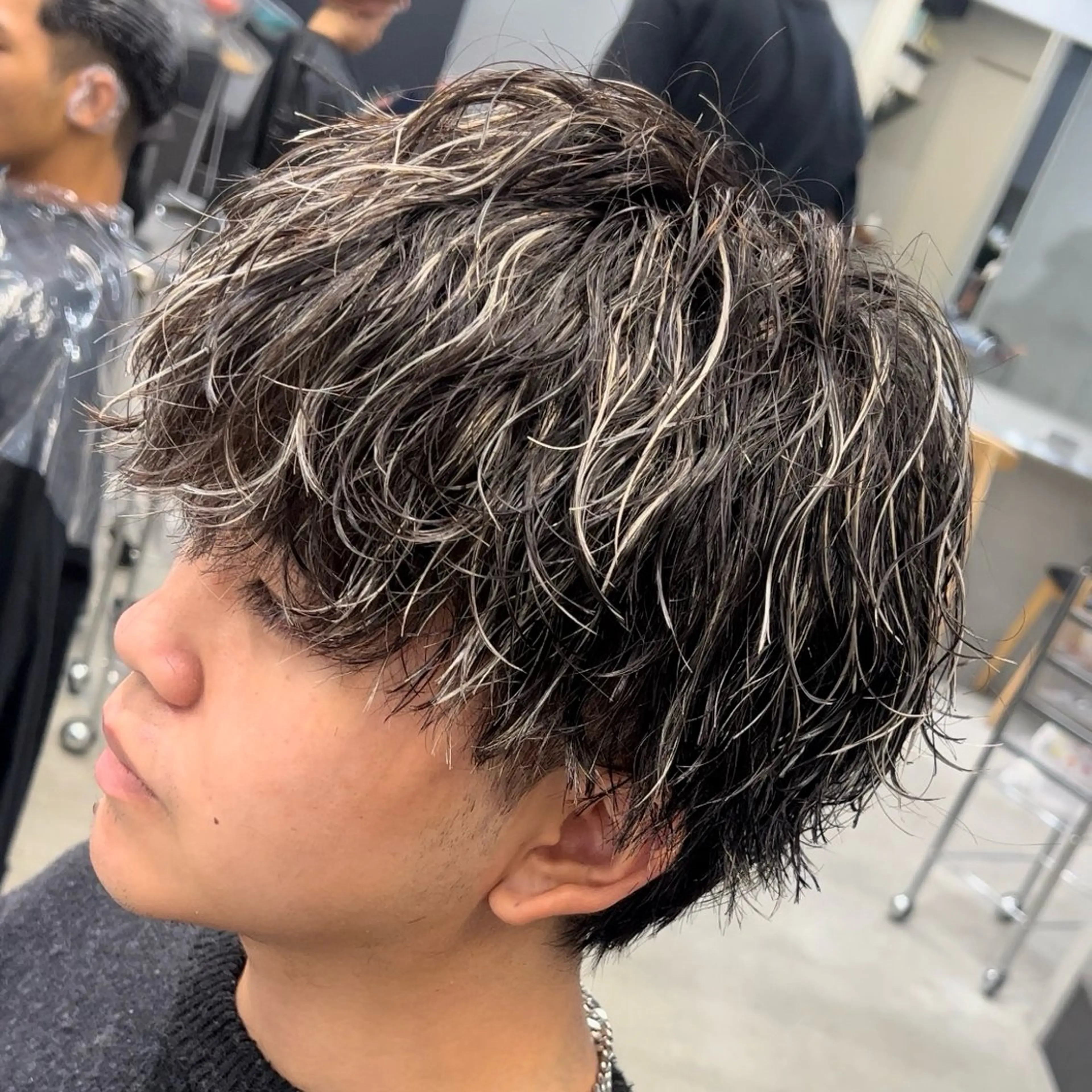 ミディアム カラー ヘアアレンジ メンズ fifth 石川 凪のヘアスタイル