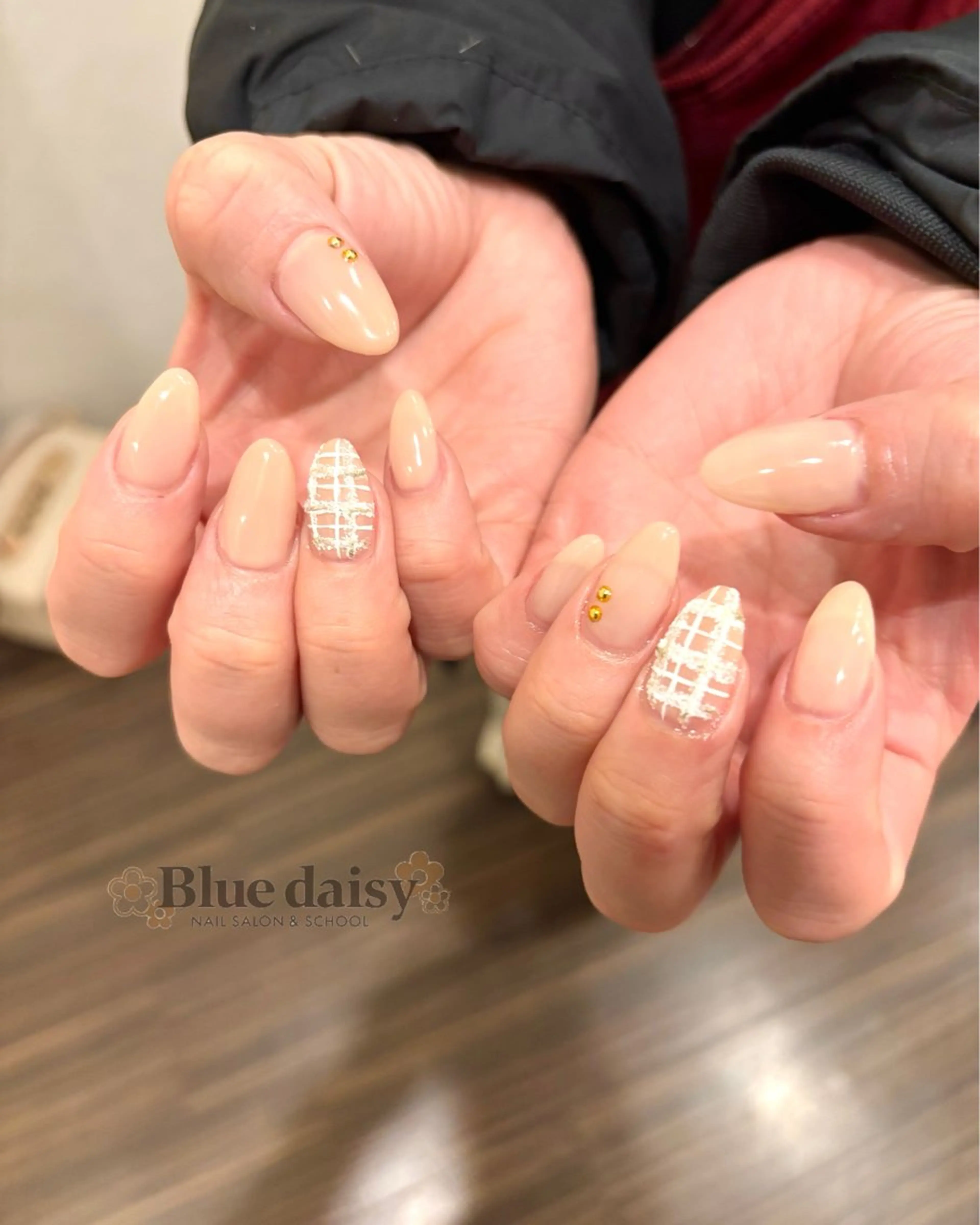 ネイル ツイードネイル Blue　daisy　栄本店 【ブルーデイジー】所属・Blue daisy 栄本店のネイルデザイン