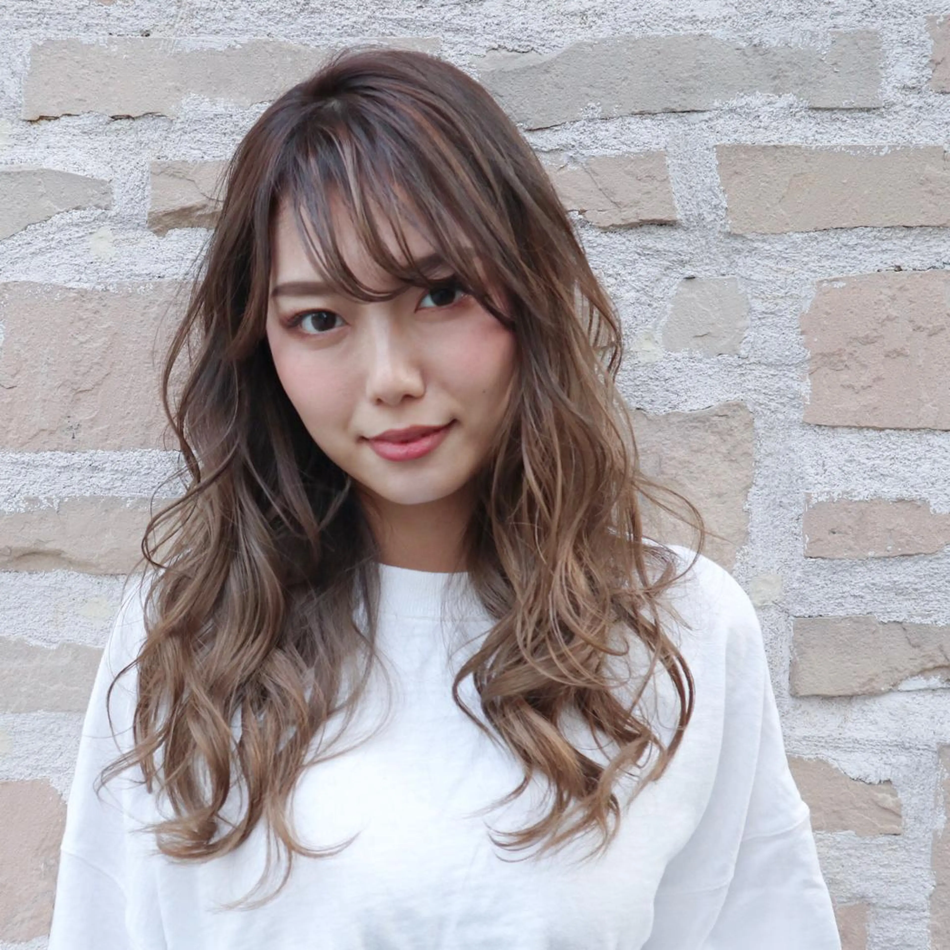 セミロング ハイライト Lome'所属・✨ブリーチマスター✨ オクヤマヨウスケのヘアスタイル