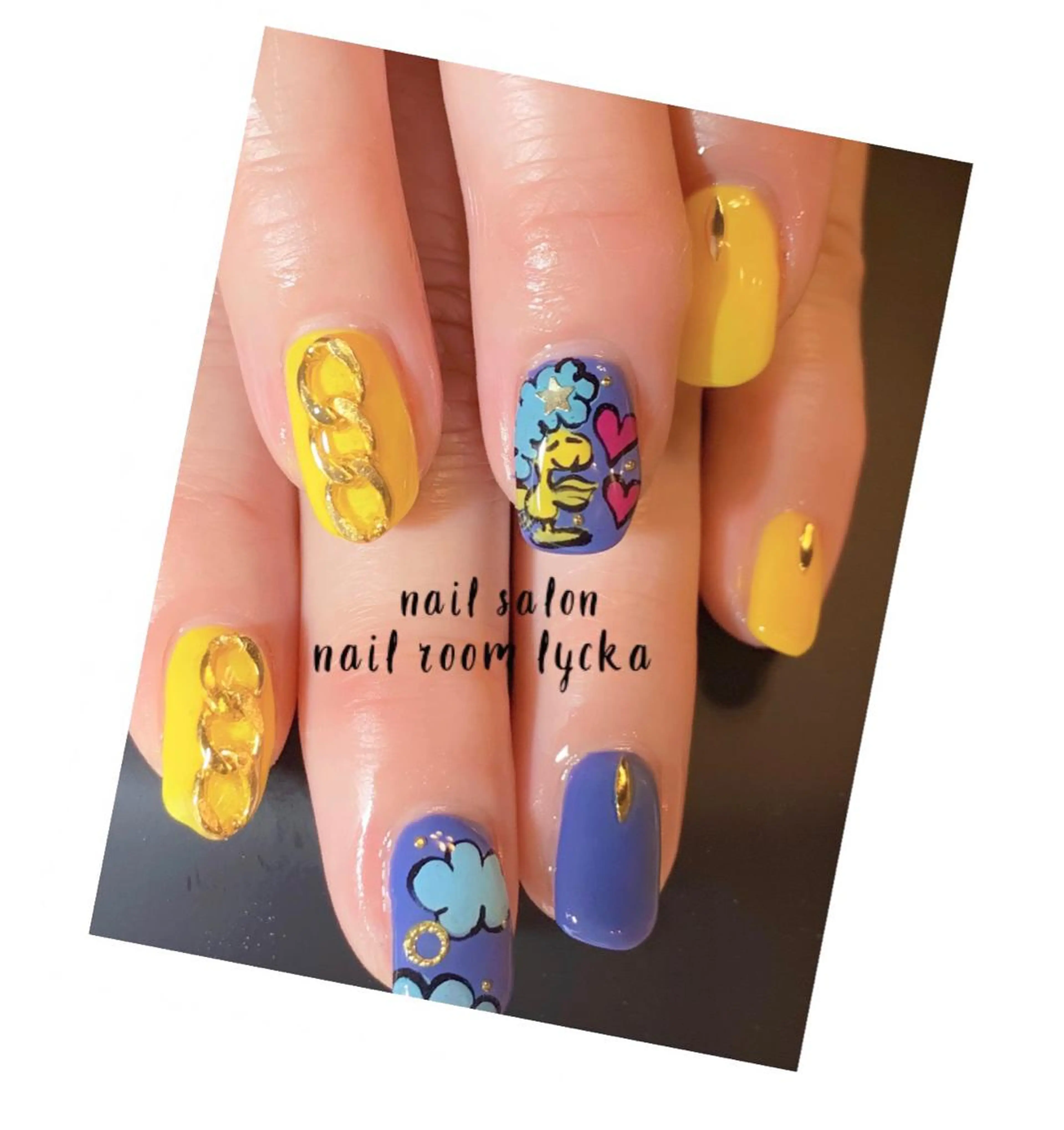 ネイル ﾈｲﾙﾙｰﾑﾘｯｶ 𝐦𝐚𝐲𝐮のネイルデザイン