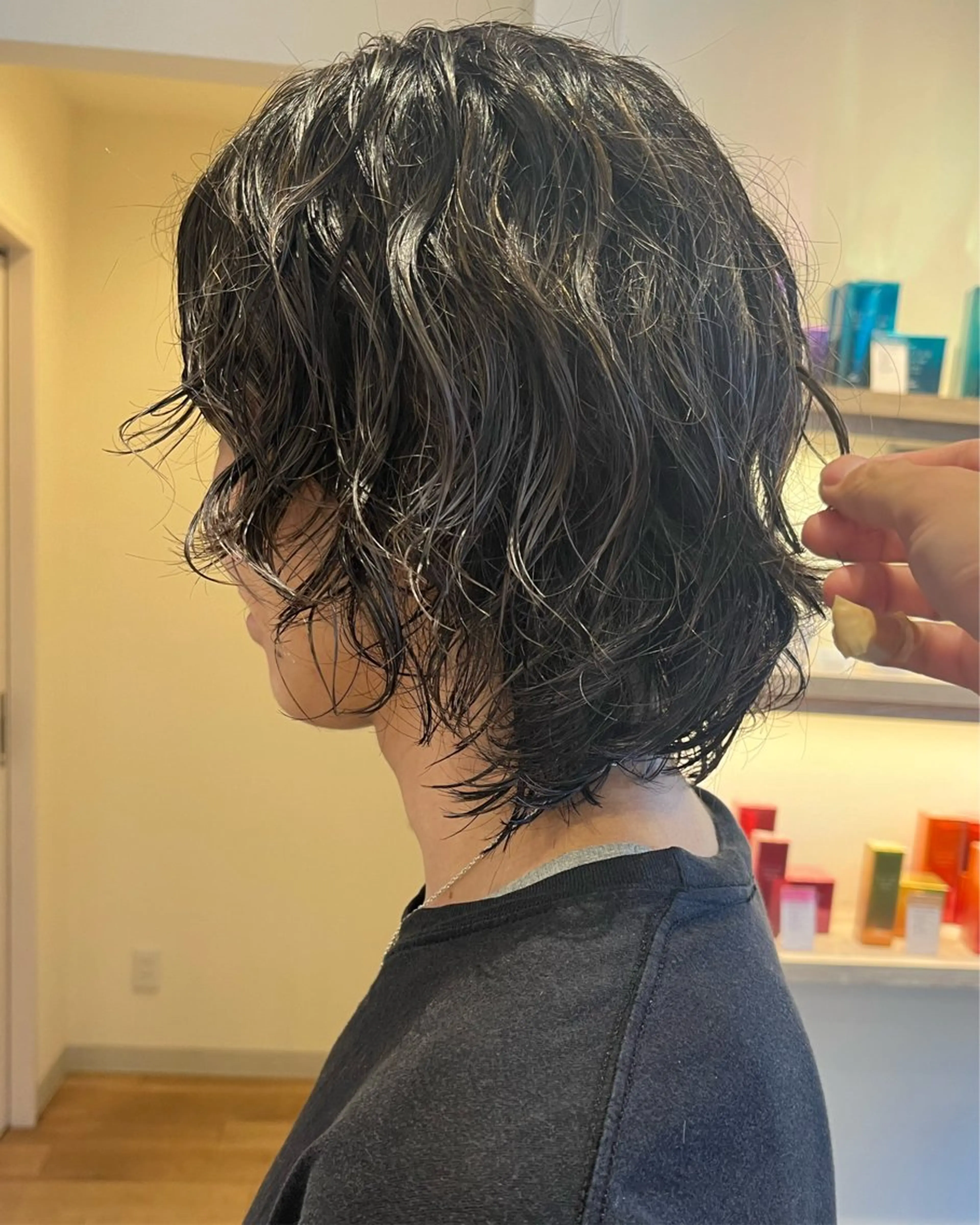 ミディアム パーマ メンズ カット パーマ セジールヘアメゾン所属・韓国レイヤー/透明感 カラー🐈曾根高のヘアスタイル