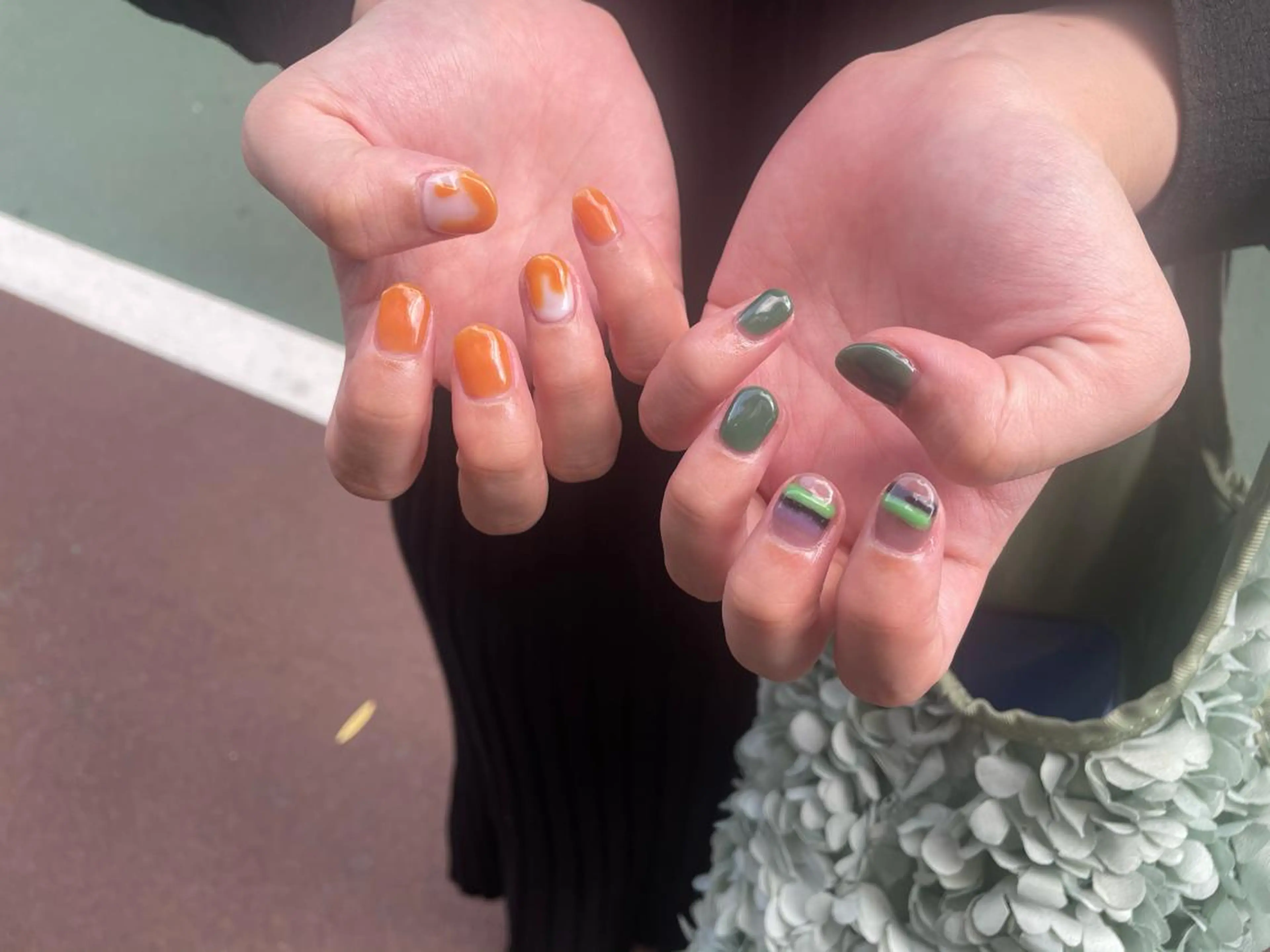 ネイル ハンドネイル ハンドケア はばすみれ🎀ﾈｲﾙ 光ﾌｪｲｼｬﾙ ﾍｱのネイルデザイン