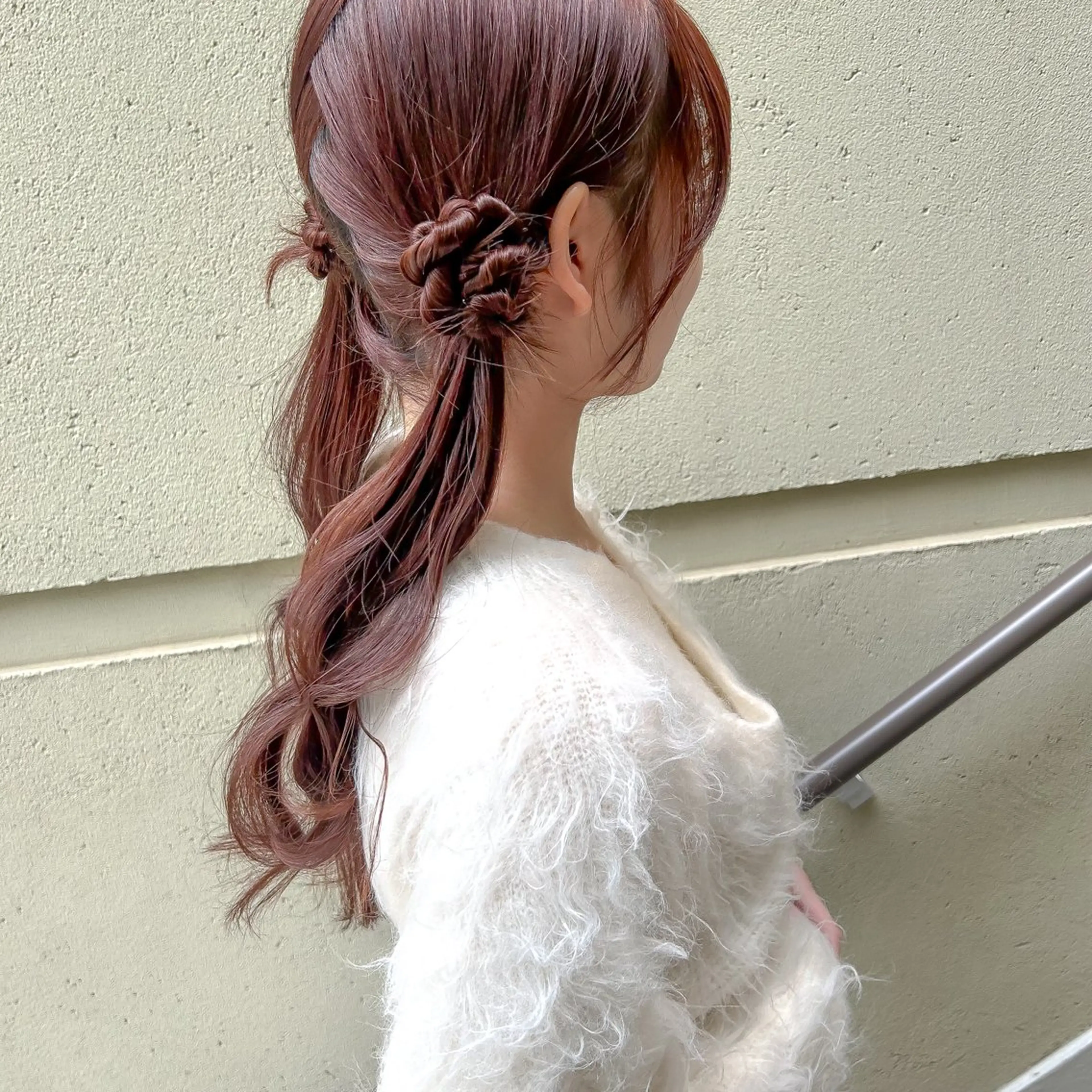 お出かけ前に♪顔周りカット+カラー+トリートメント+ヘアセットの写真