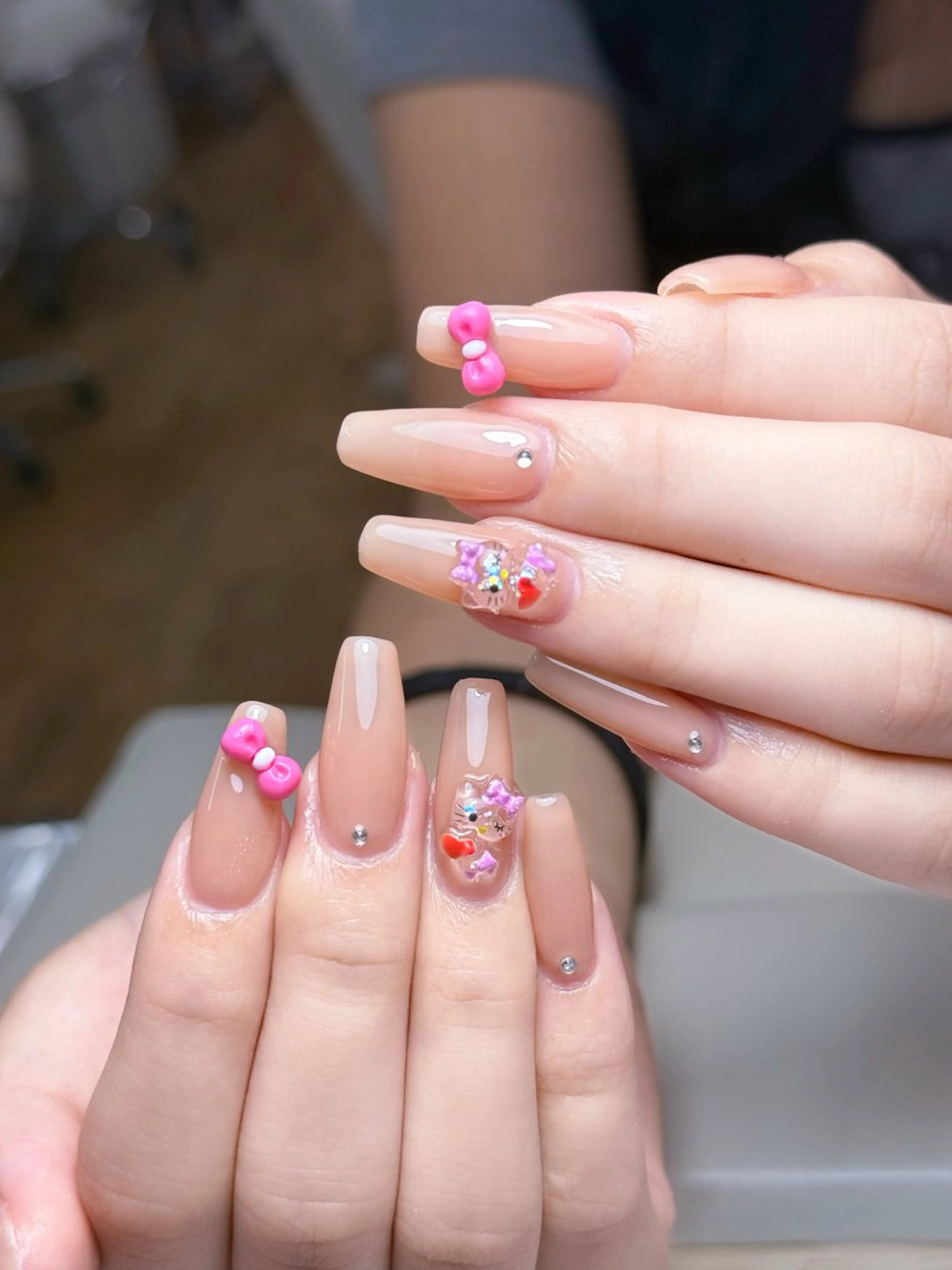 ネイル オーロラネイル ブルー チークネイル フットネイル フレンチネイル ハンドネイル JAN 168 池袋のネイルデザイン