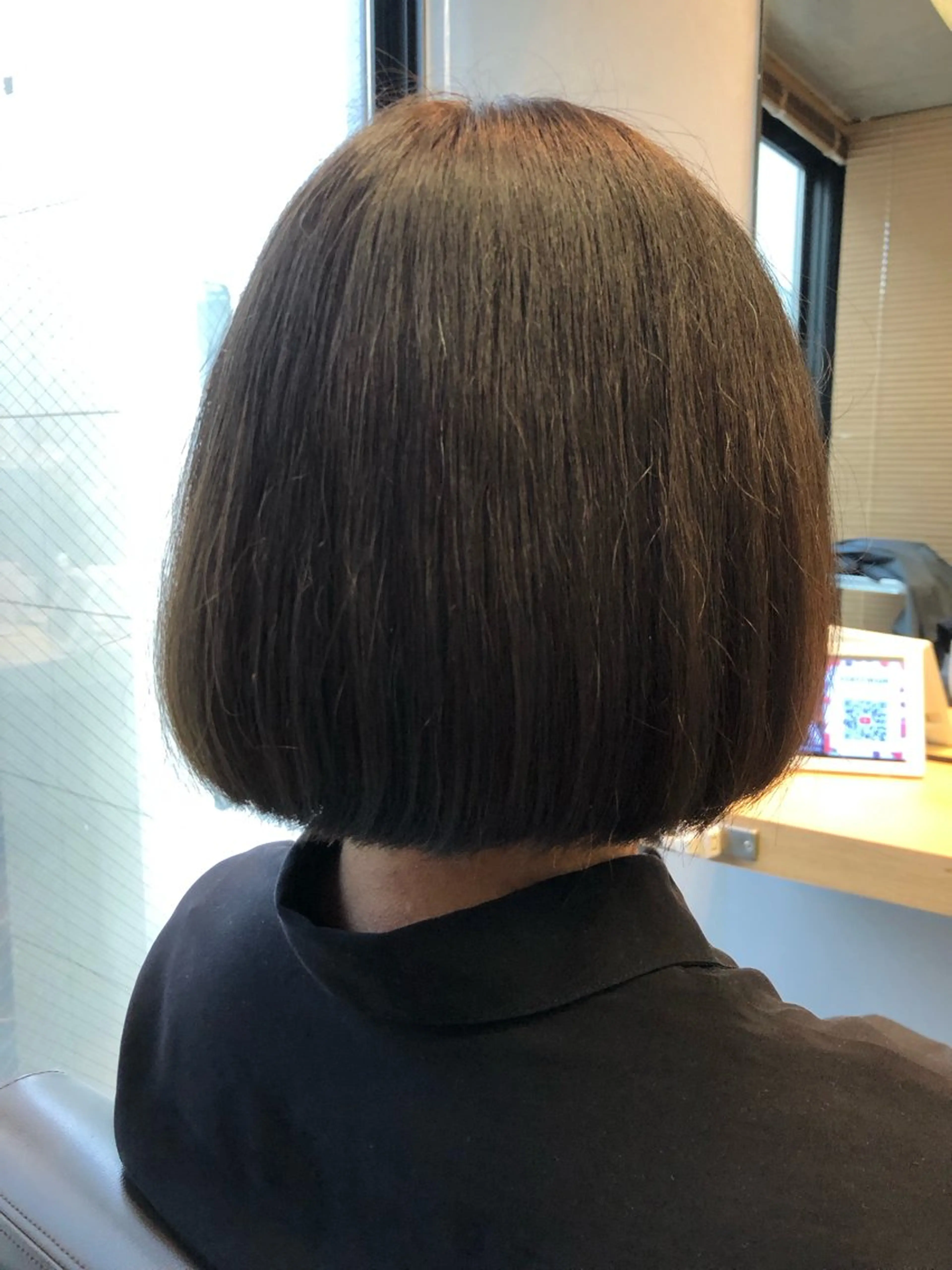 ミディアム ボブ 🎀縮毛矯正.暗髪 .艶髪🩶ちひろのヘアスタイル