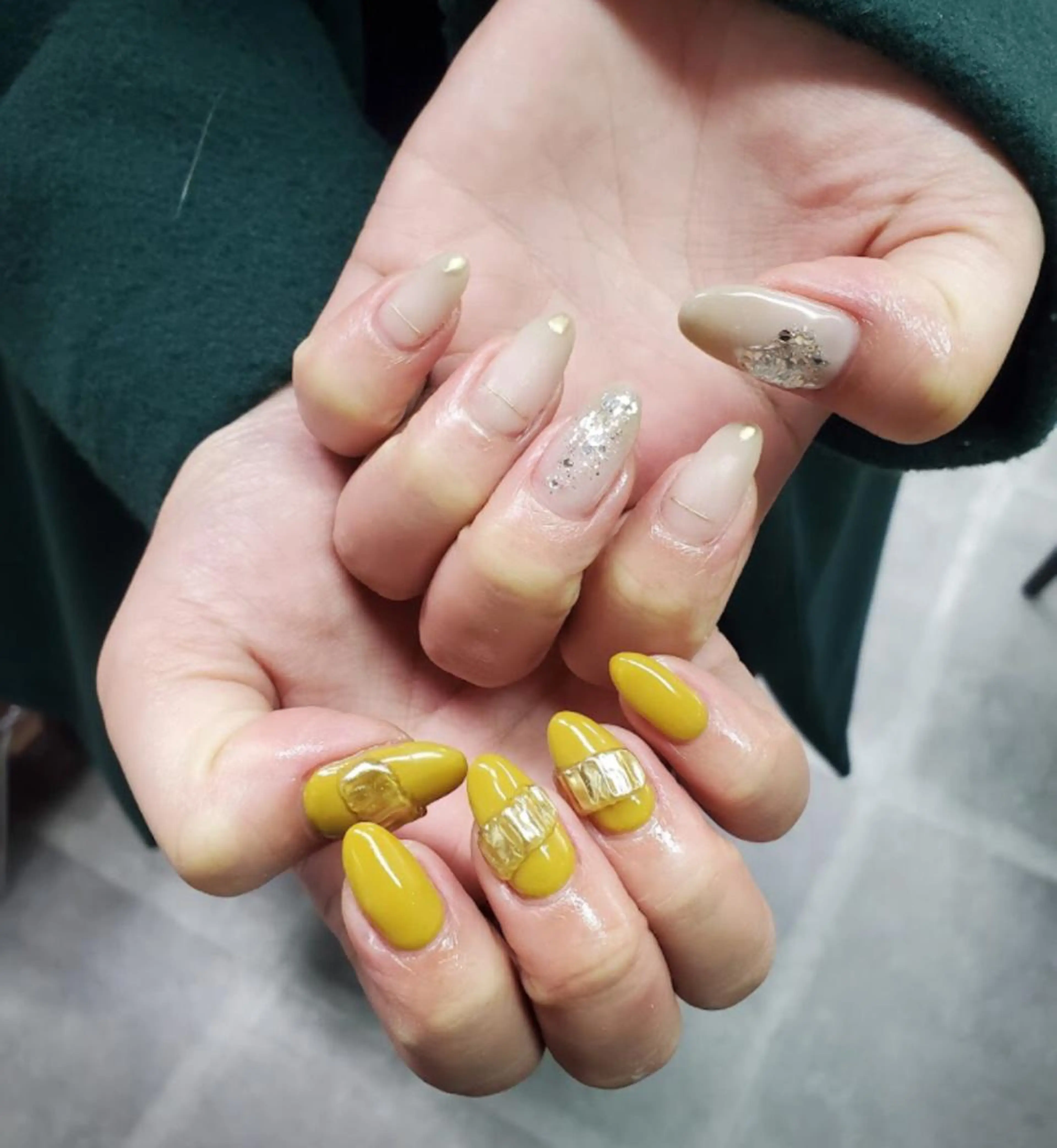 ネイル nailstudio eviz新宿店のネイルデザイン