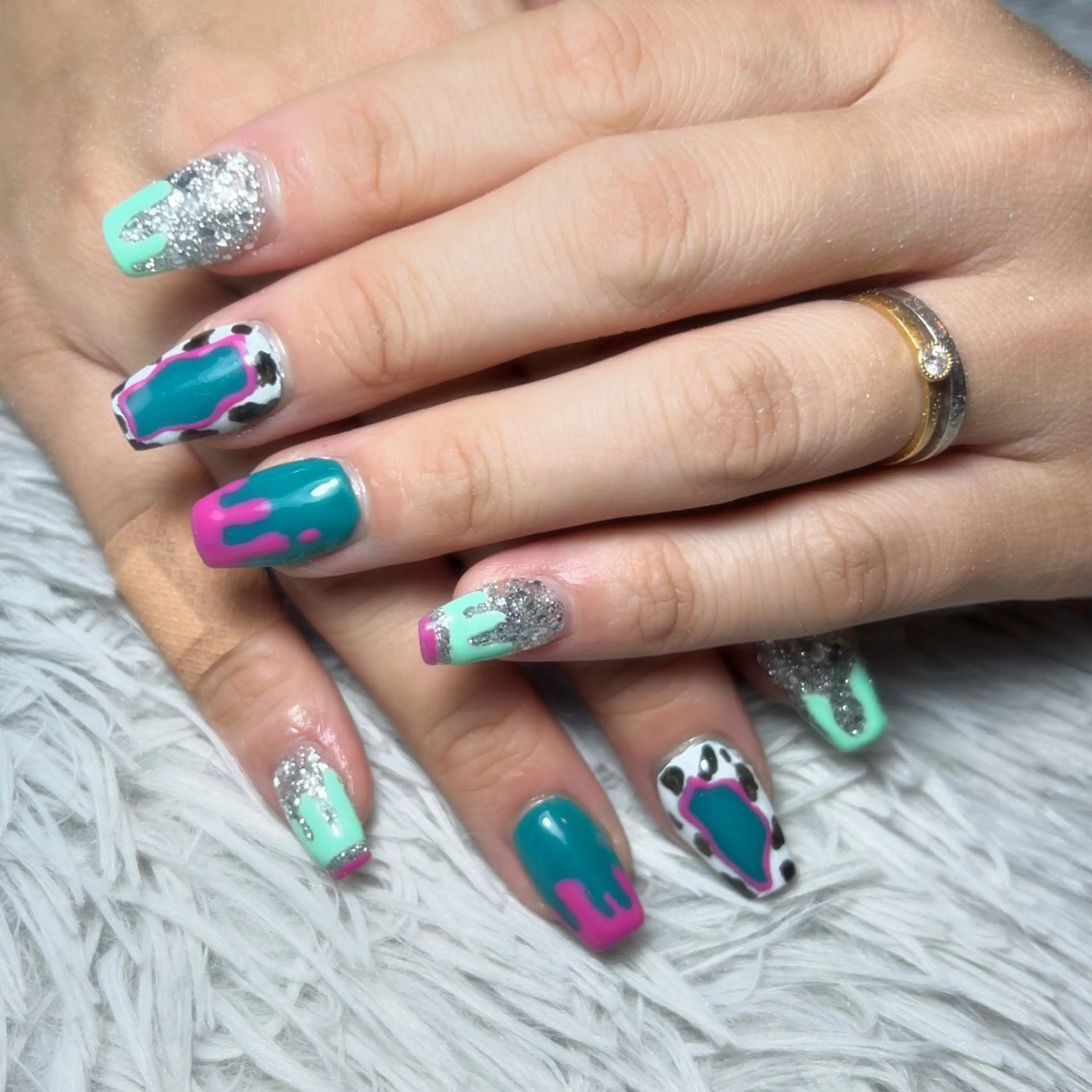 ネイル スカルプネイル ショートネイル ハンドネイル シェヌネイル JURAのネイルデザイン