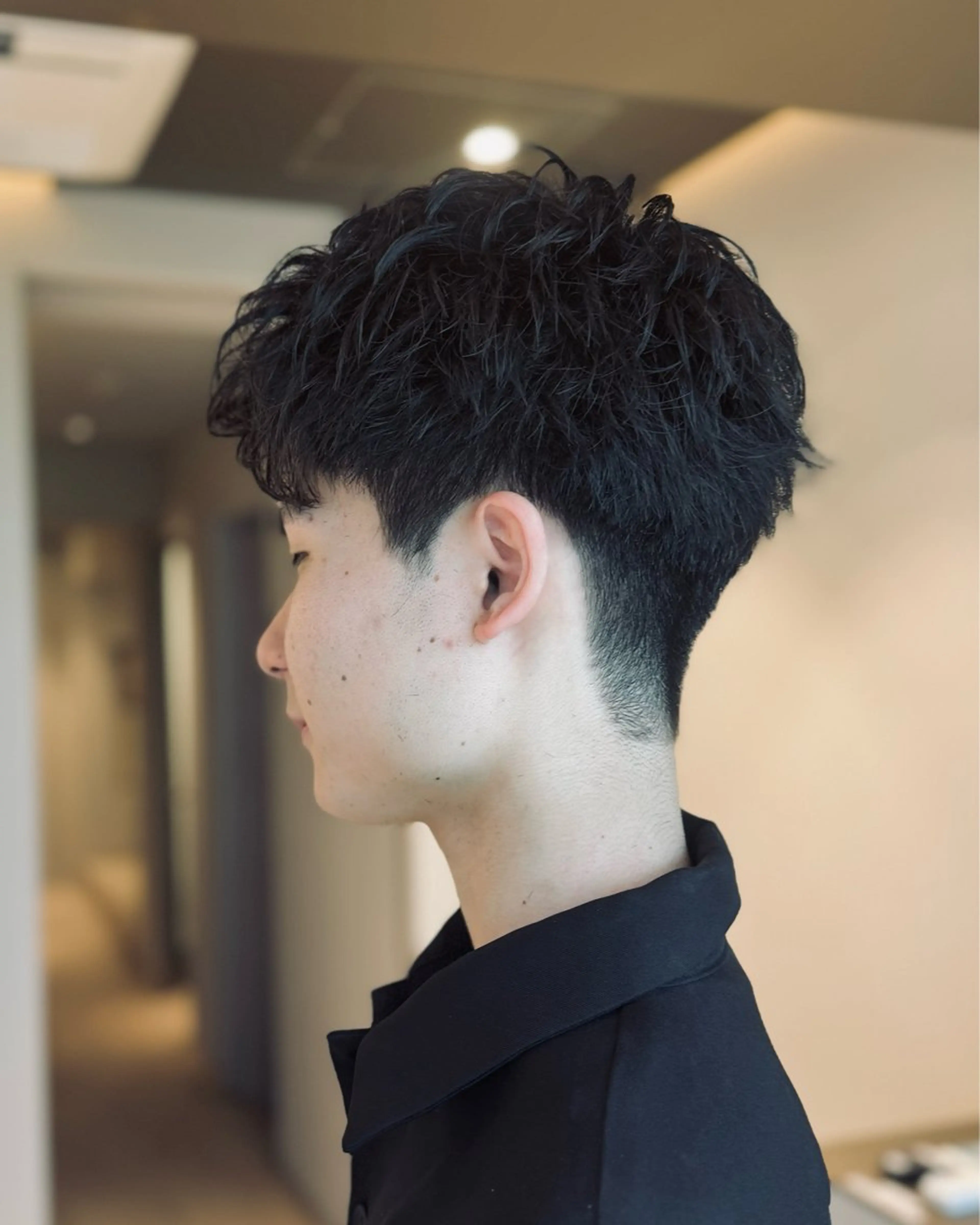 ショート パーマ メンズ メンズパーマ くせ毛 ショートヘア ニュアンスパーマ カット パーマ 丸山 航輝のヘアスタイル