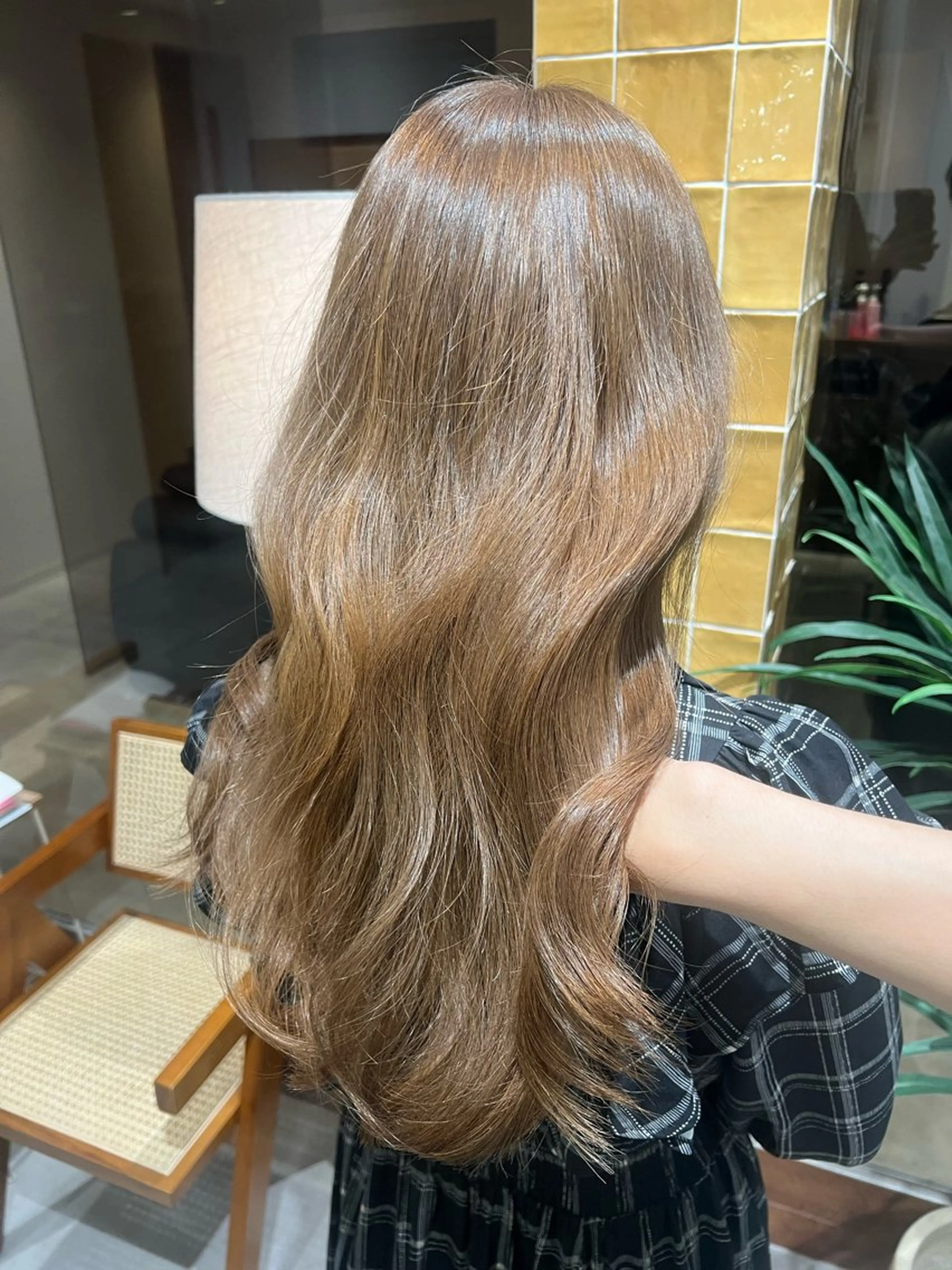 ロング カット ヘアカラー トリートメント 艶髪/透明感 レイヤー YUKIのヘアスタイル