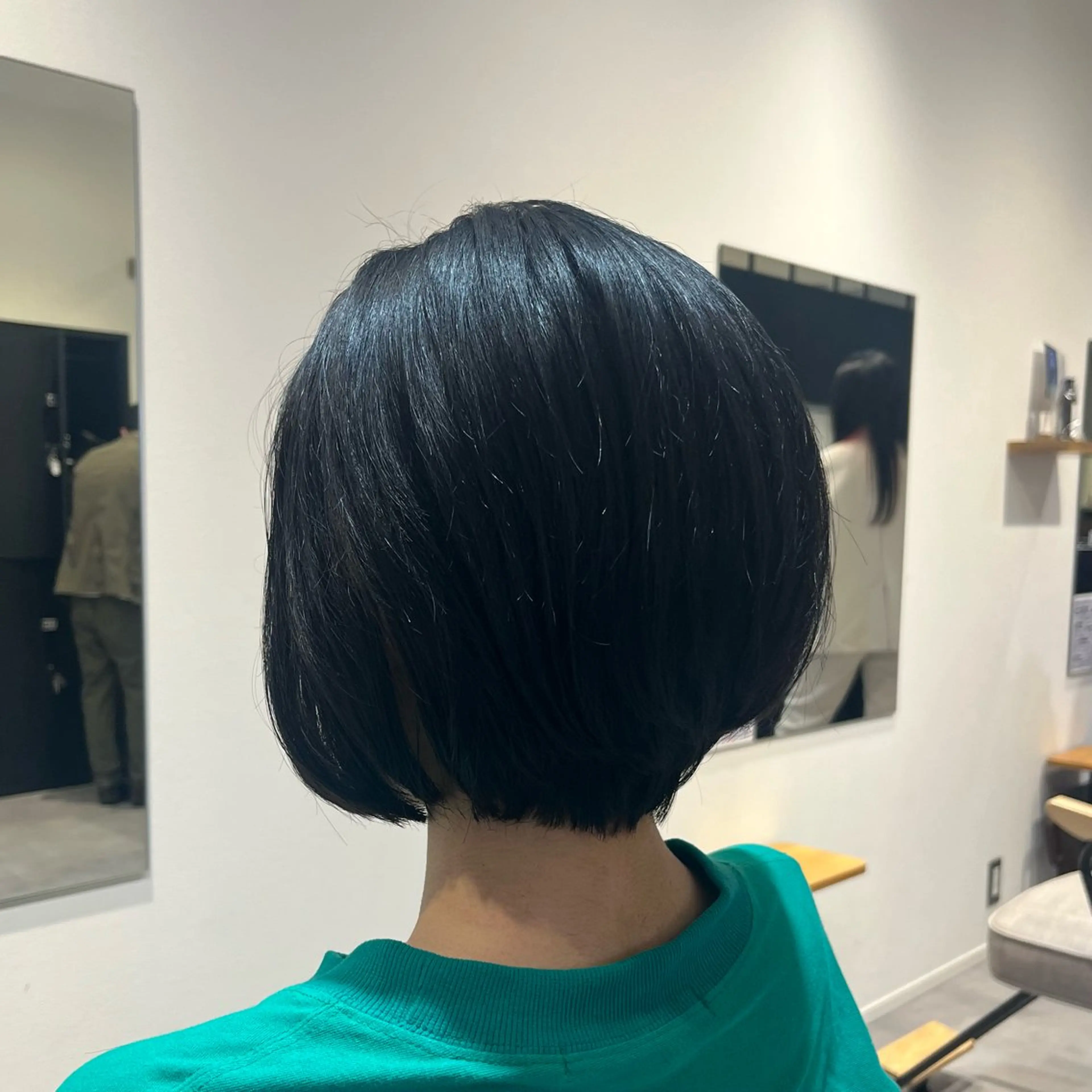 ショート カット 🌸 飯野 舞桜のヘアスタイル
