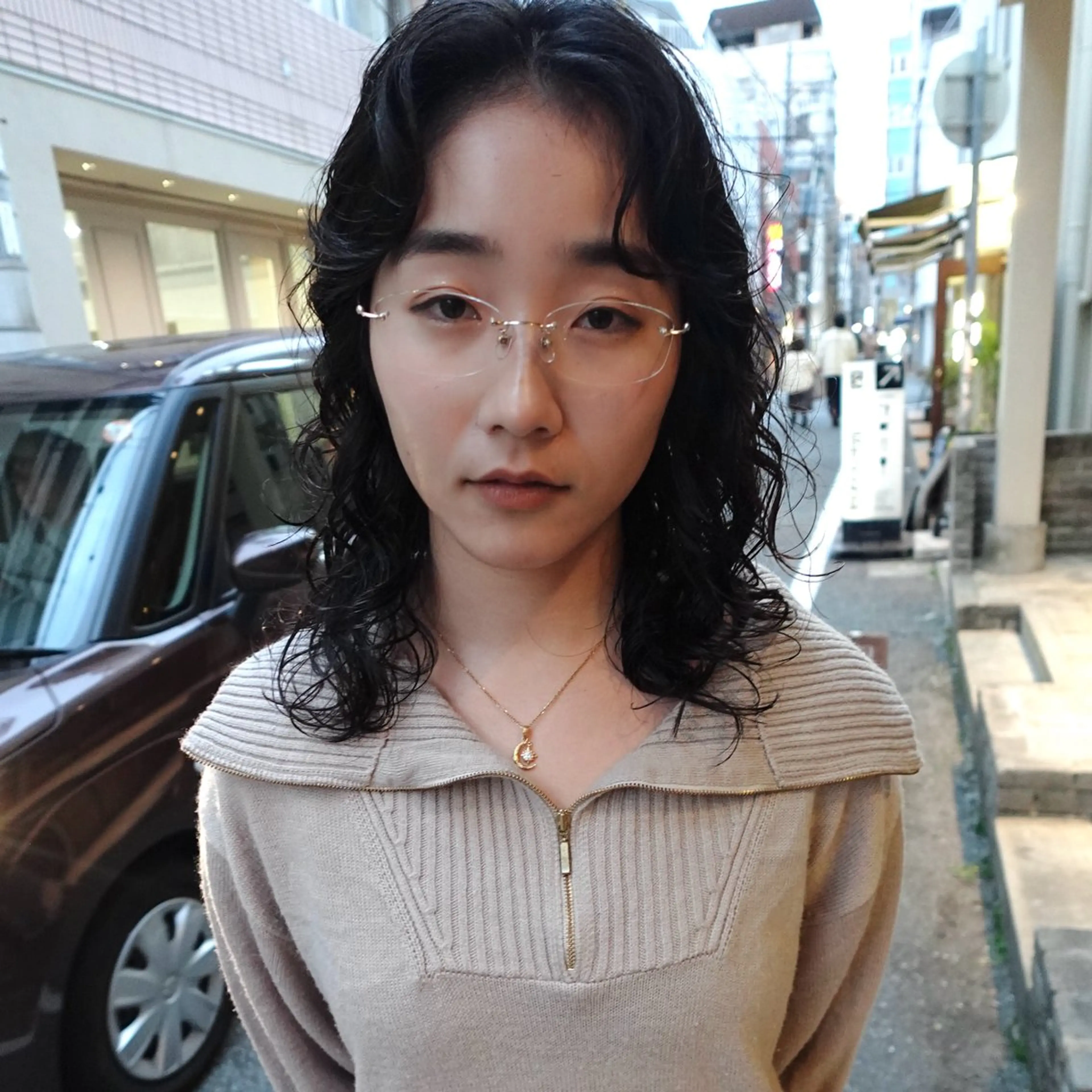 セミロング パーマ セミロングパーマ レイヤーカット ウルフカット ウルフレイヤー ニュアンスパーマ カット パーマ トリートメント 水原波津輝/ボブ /ニュアンスパーマのヘアスタイル