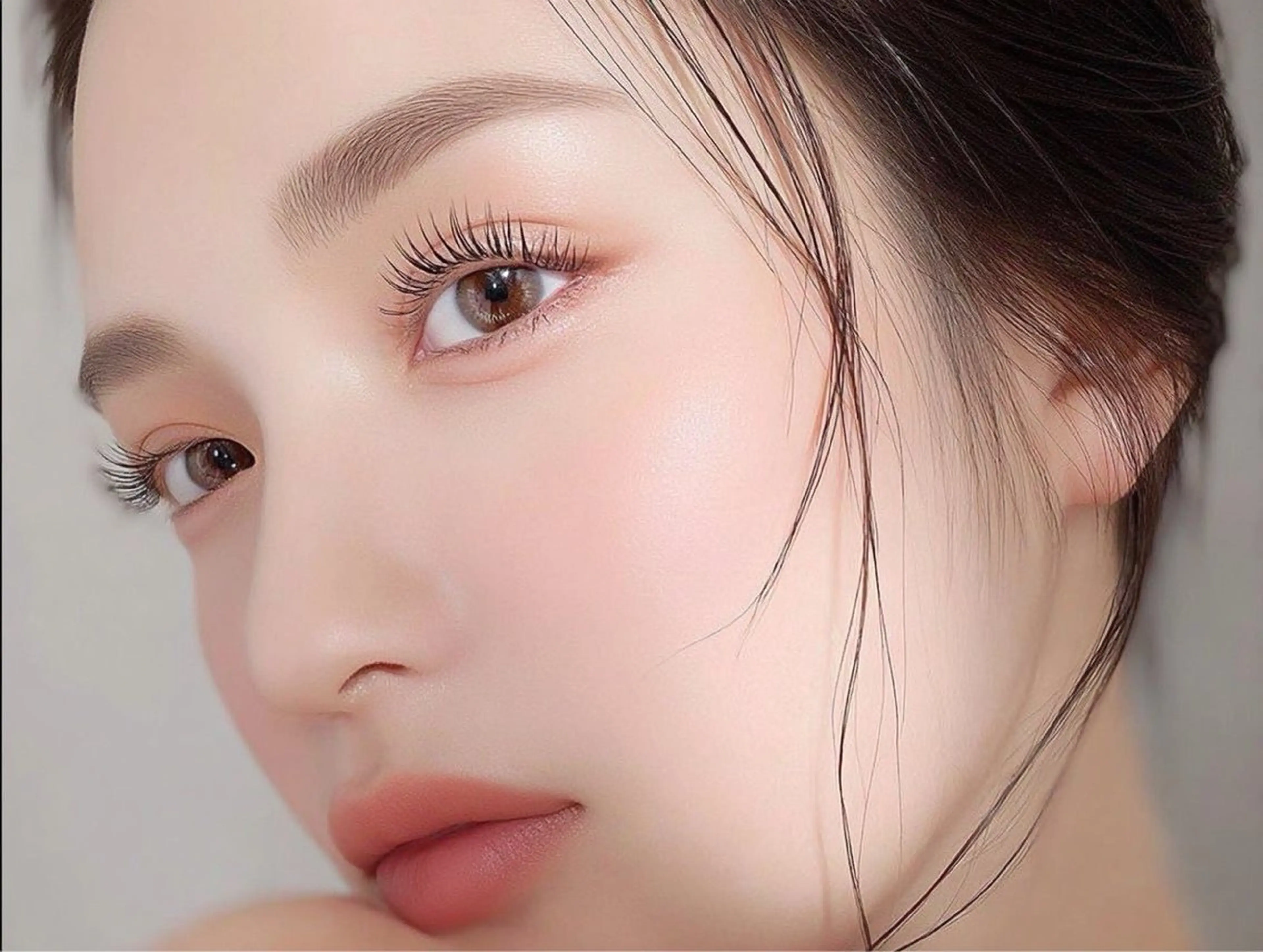 マツエク・マツパ 束感まつ毛 フラットラッシュ 韓国風マツエク ナチュラル パリジェンヌラッシュリフト 鷲東 海里のその他イメージ