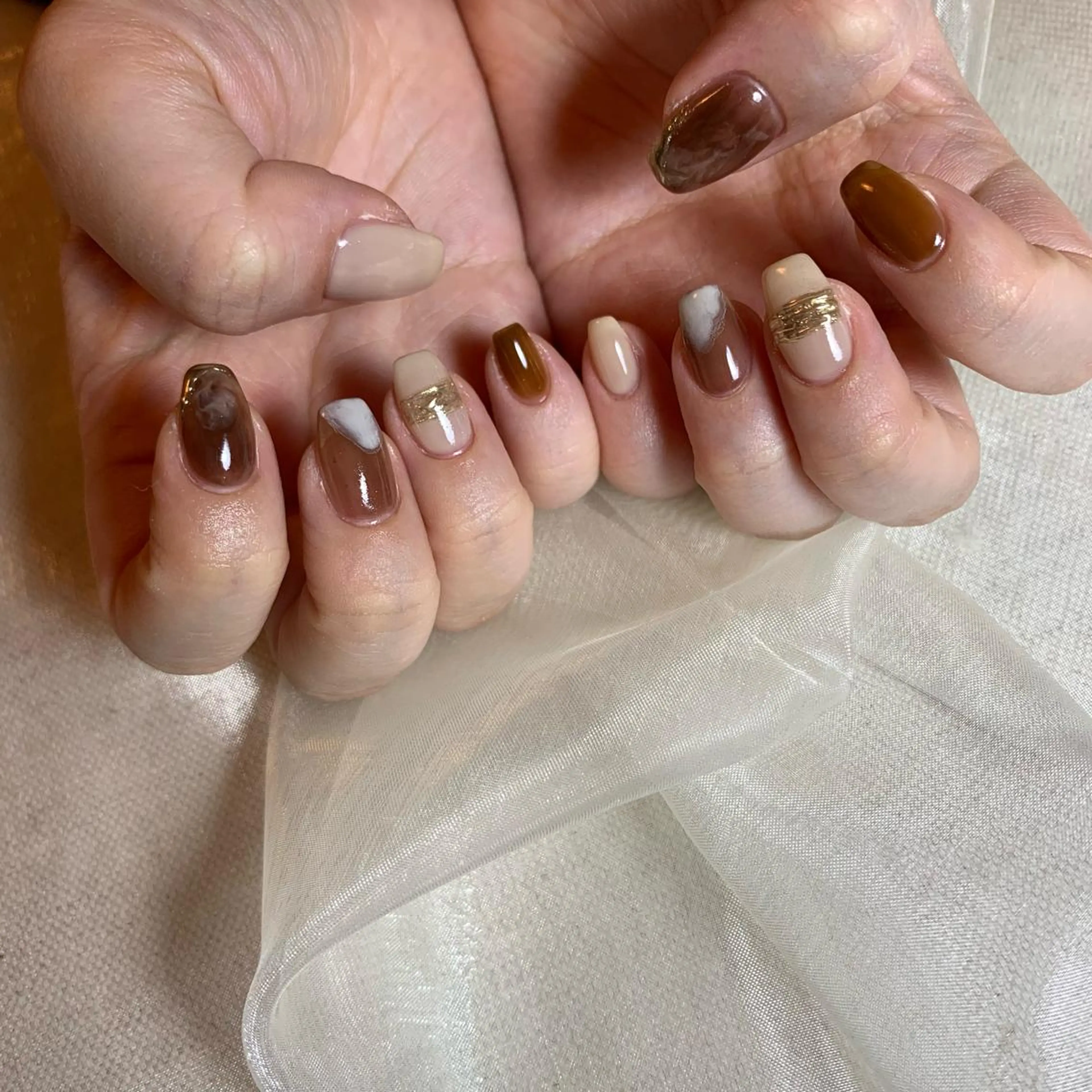 ネイル ハンドネイル repos~ルポ~所属・里見 麗のネイルデザイン