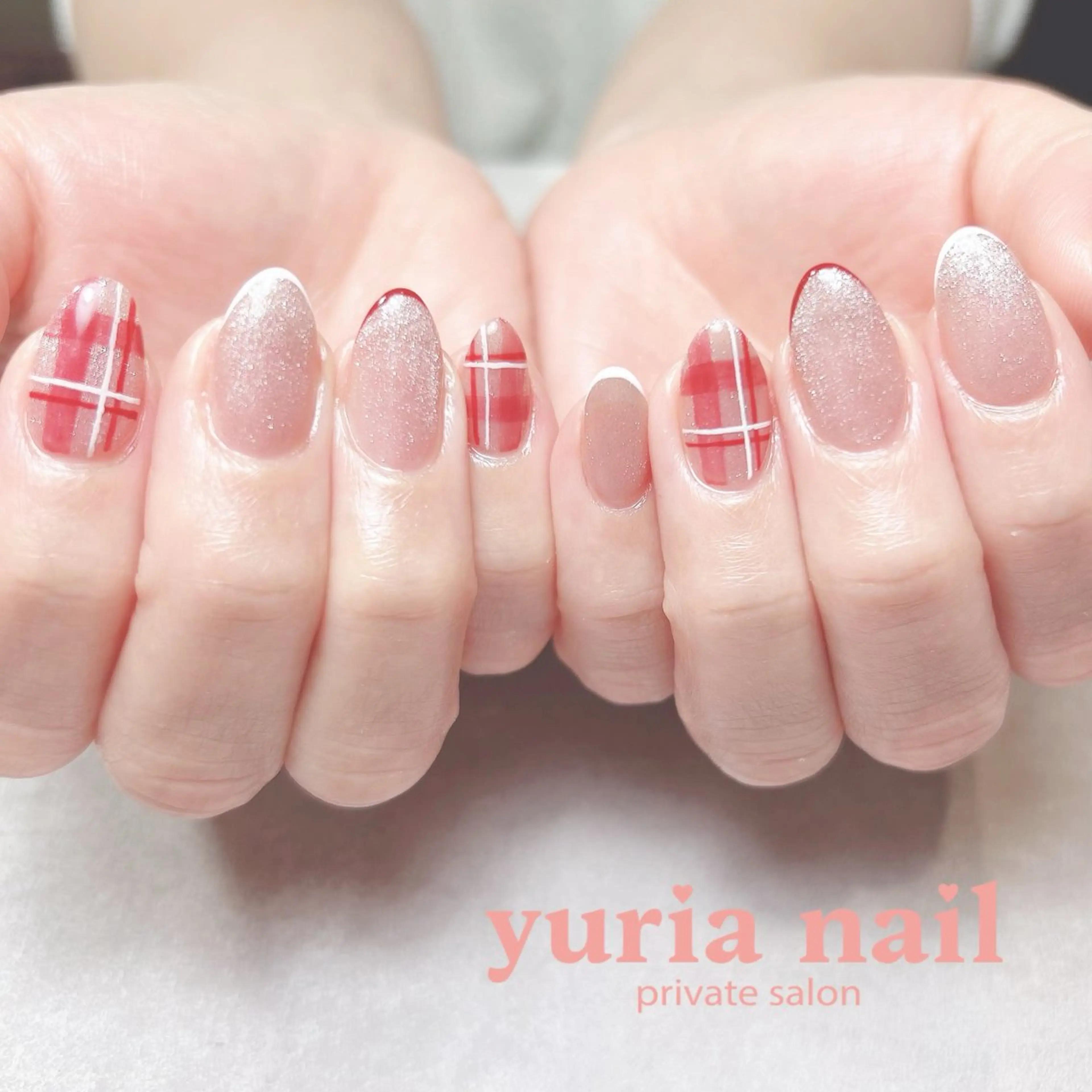 ネイル ボルドー ジェルネイル 持ち込み ピンク ホワイト ハンドネイル 小林 ゆりあのネイルデザイン