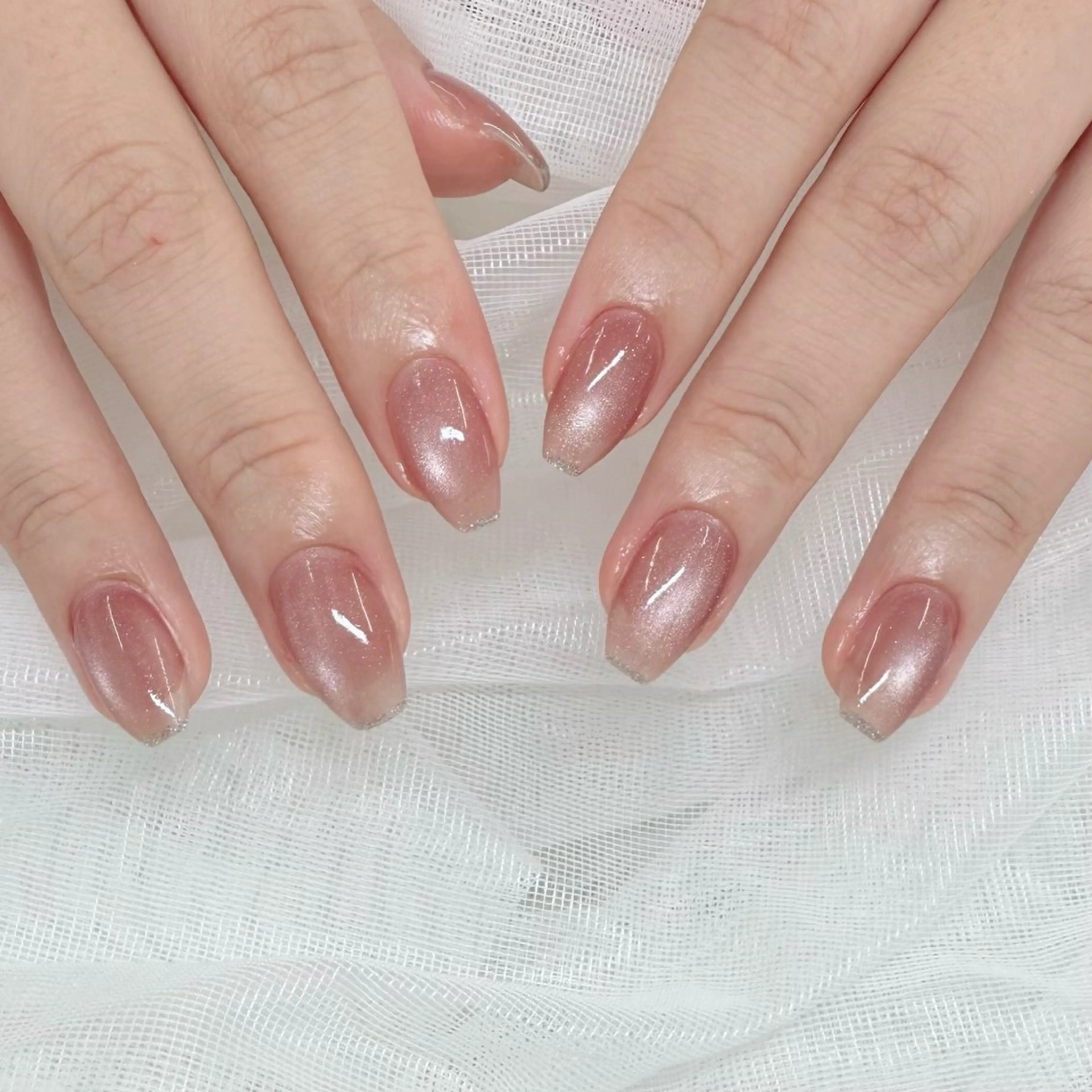 ネイル フレンチネイル ラメ(グリッター) マグネットネイル オフィスネイル シンプルネイル Amie NAILのネイルデザイン