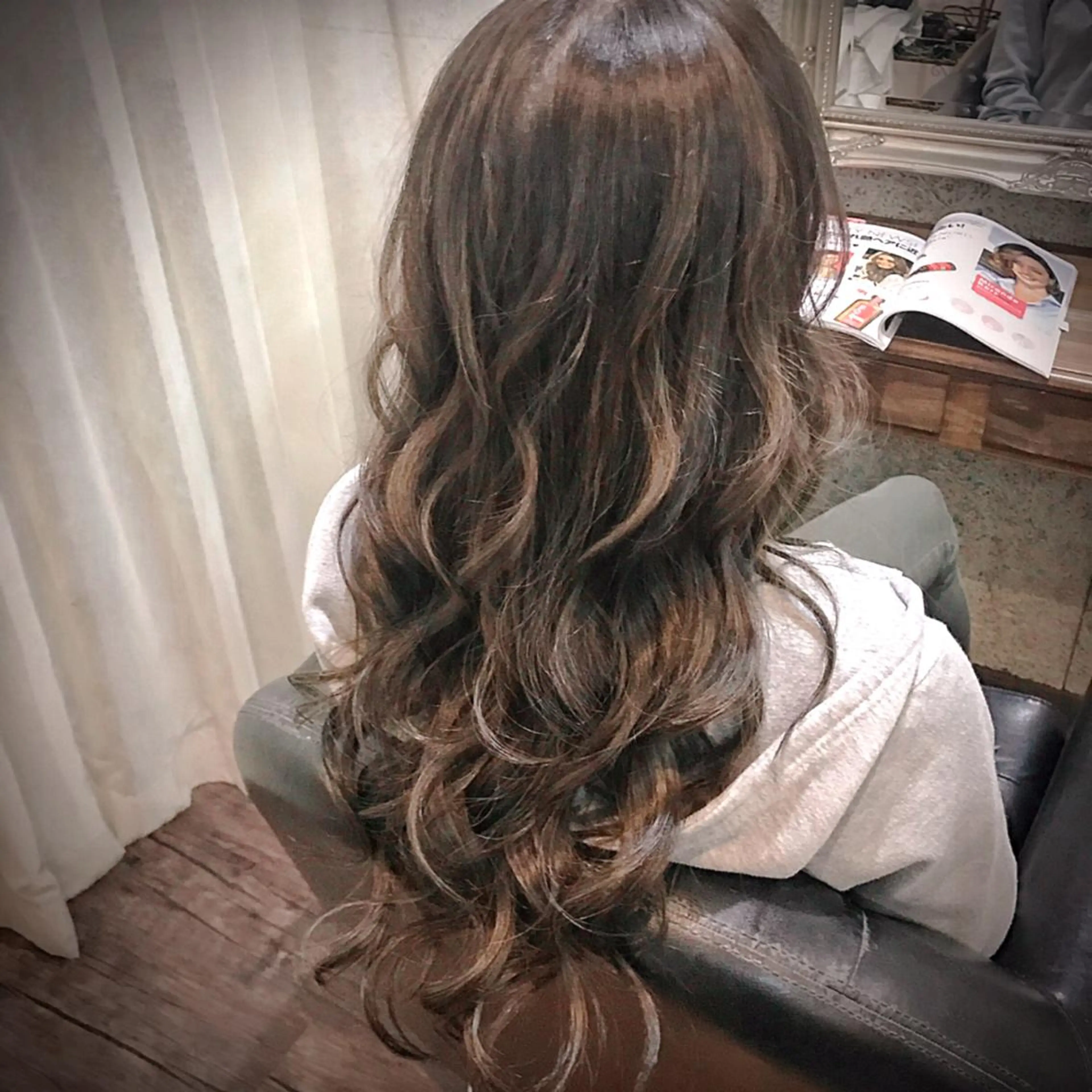 ロング シールエクステ エクステ Tsuyoki .のヘアスタイル