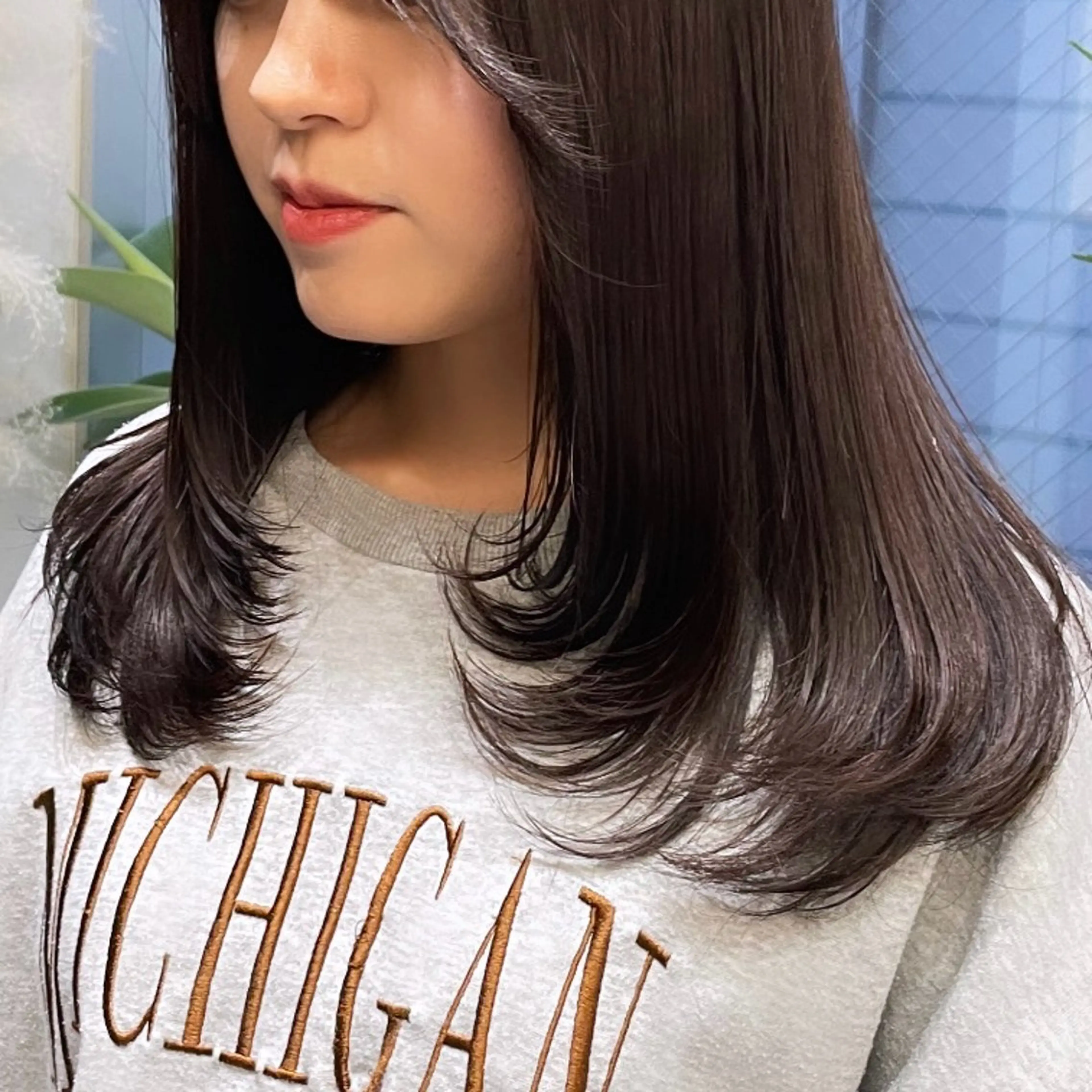 セミロング カラー ブラウンカラー 透明感カラー レイヤーカット カット ヘアカラー Rui/透明感カラー 暖色/レイヤーカットのヘアスタイル