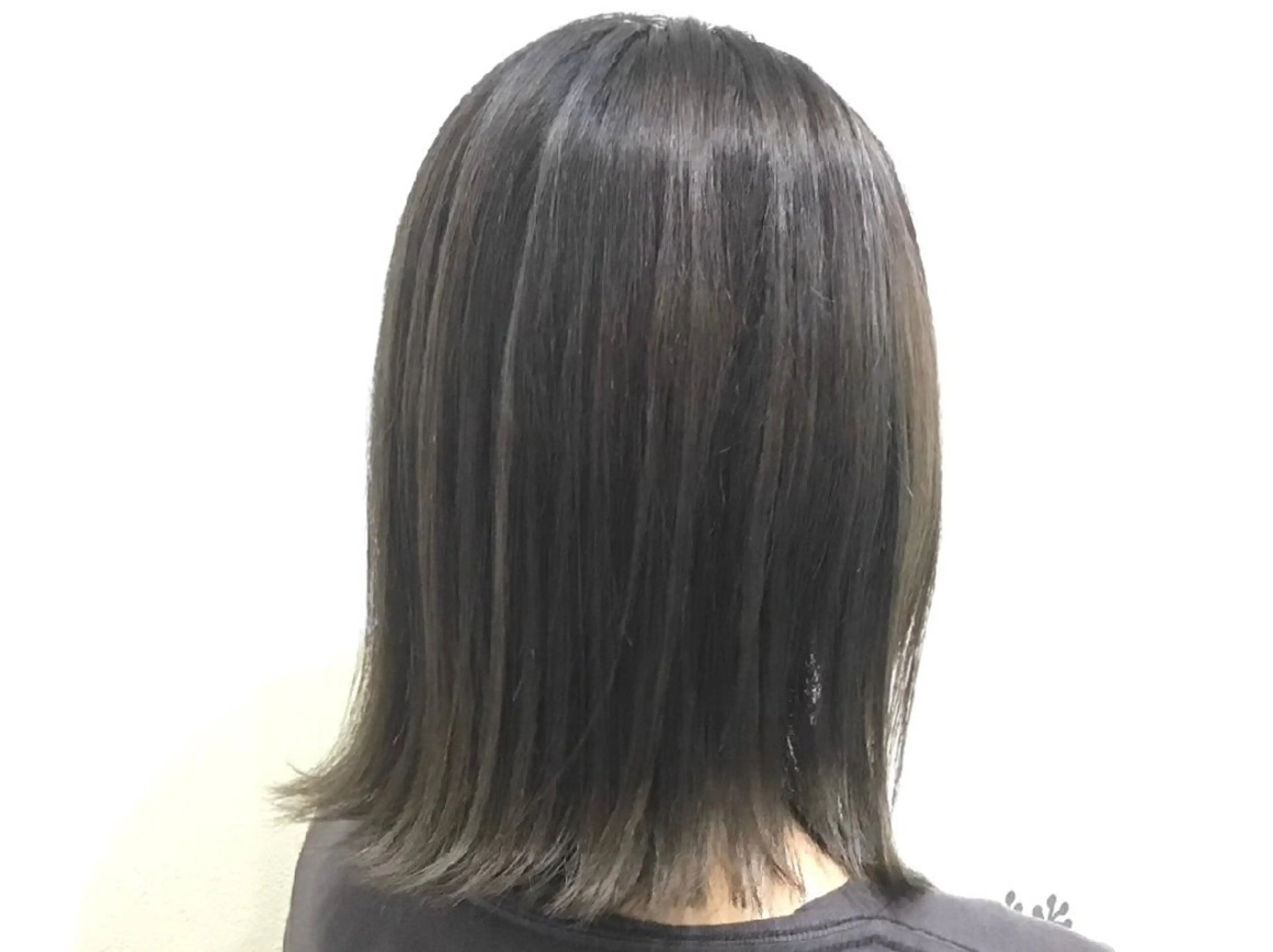 カラー ハイライトカラー 柴本 巧のヘアスタイル