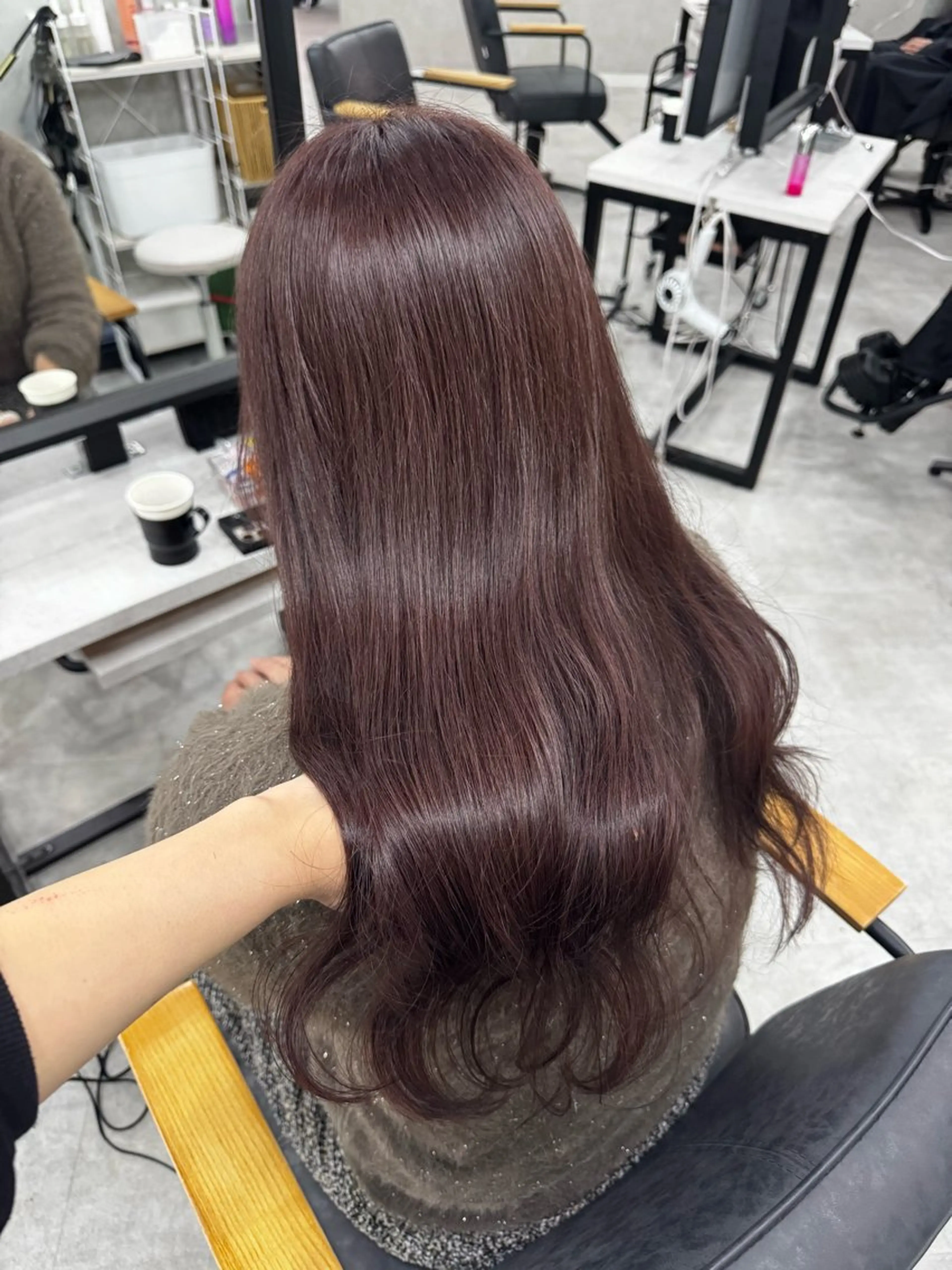 ロング カラー ベージュカラー ラベンダーカラー ラベンダーピンク ピンクカラー ピンクベージュ カット ヘアカラー トリートメント 赤み無し柔らかカラー 【梅田】madokaのヘアスタイル