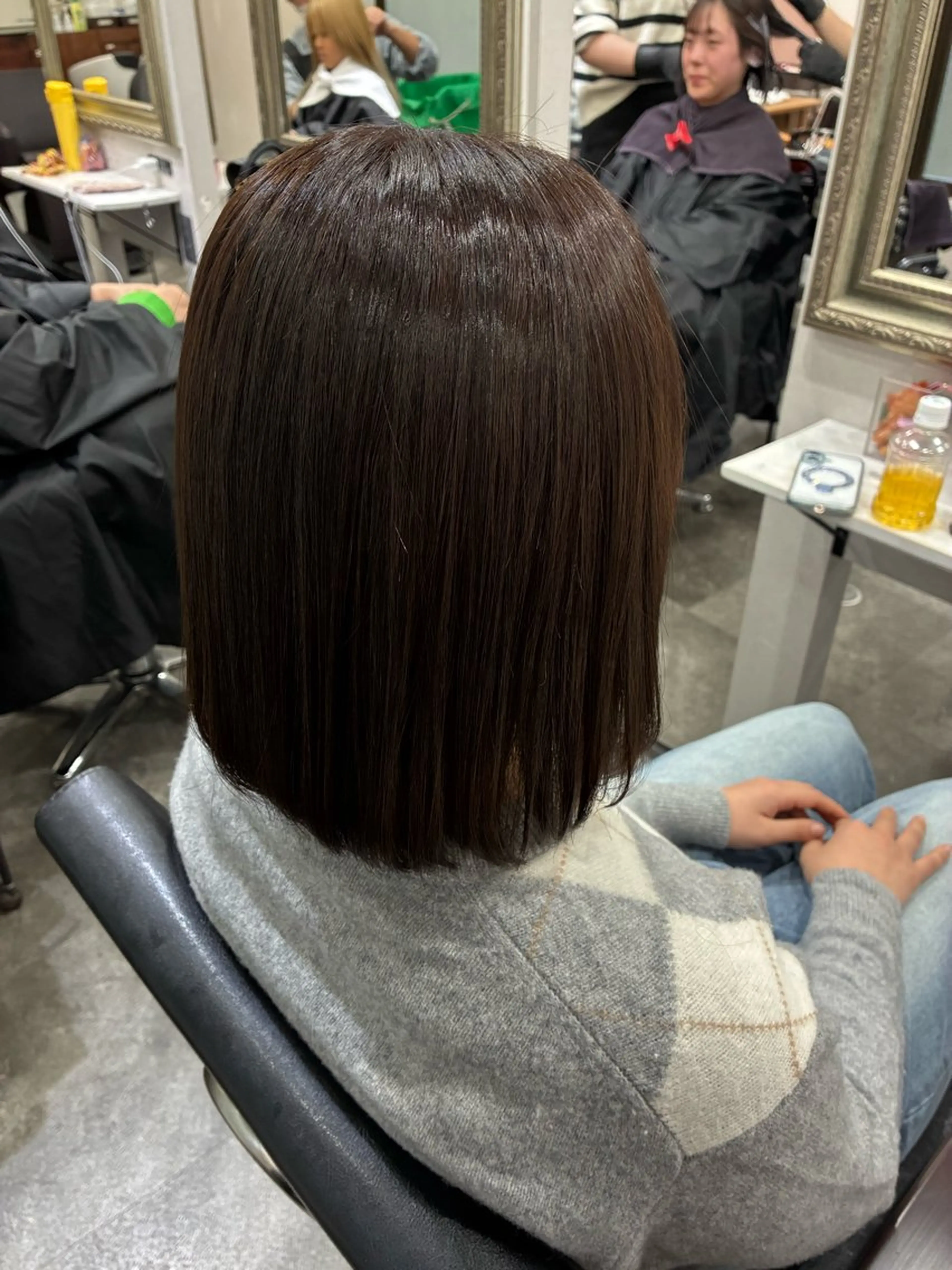 ミディアム カラー カット ヘアカラー トリートメント 五十嵐 満梨奈のヘアスタイル
