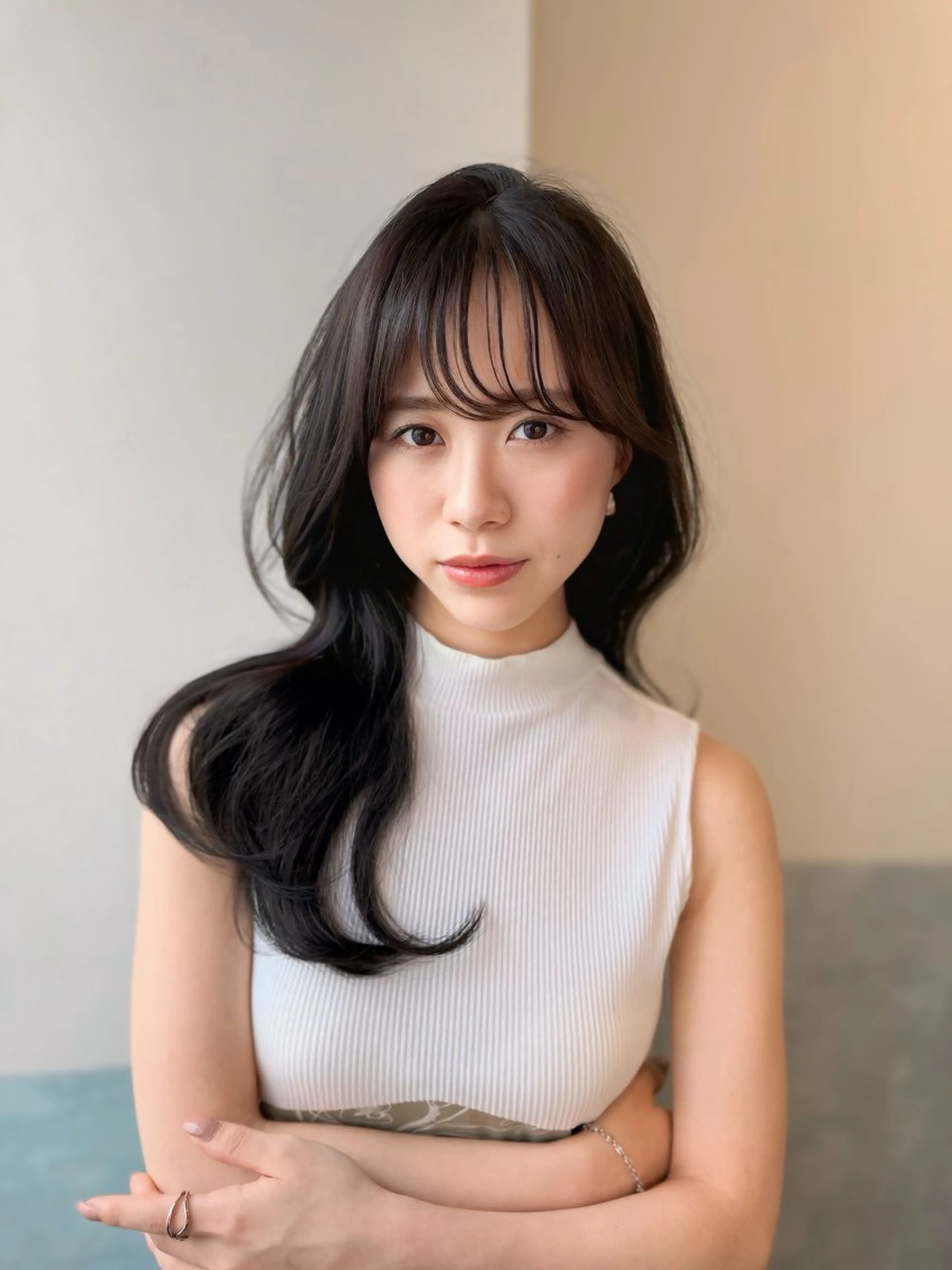 セミロング コテ巻き風パーマ /志村大成のヘアスタイル