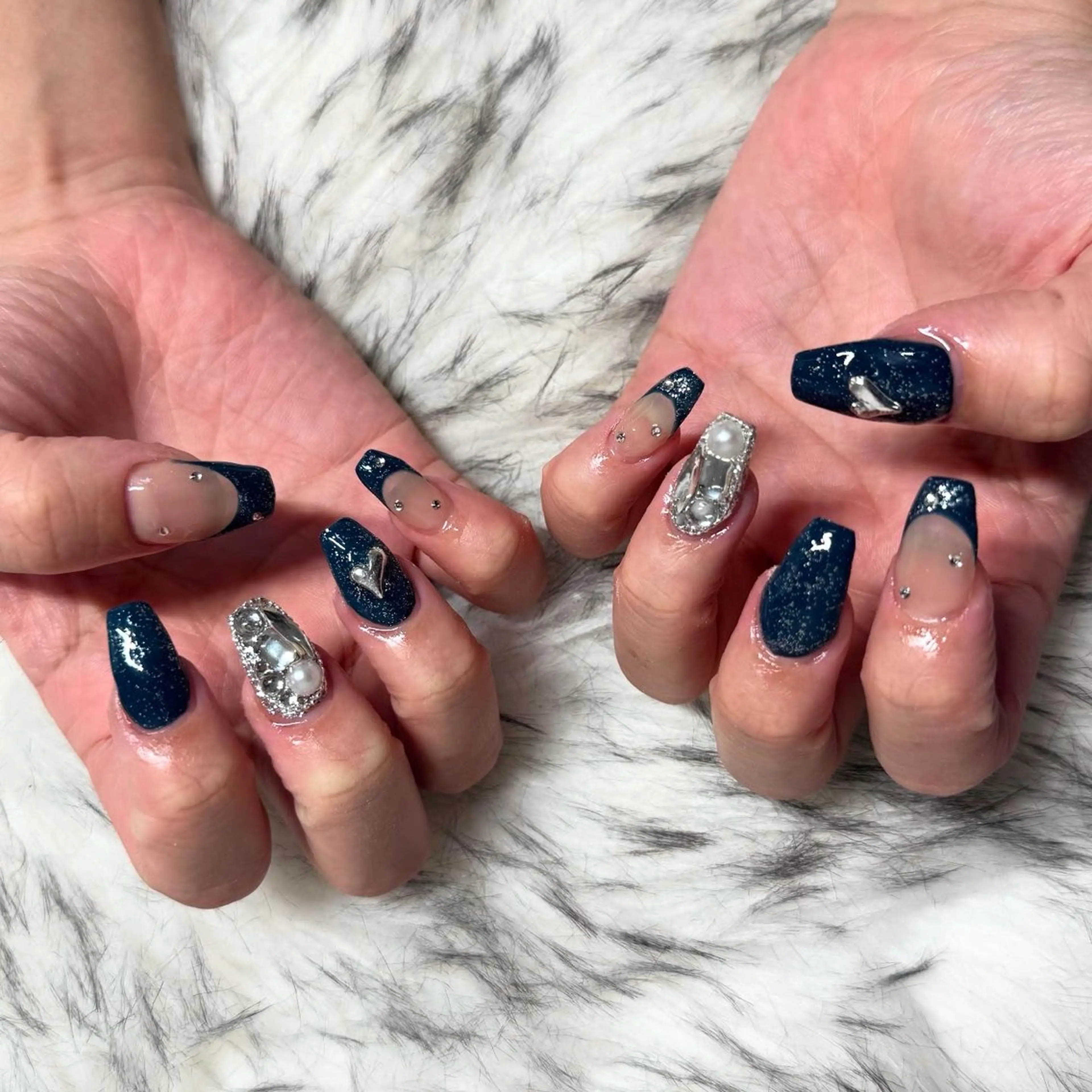 ロング ハンドネイル mao .のネイルデザイン